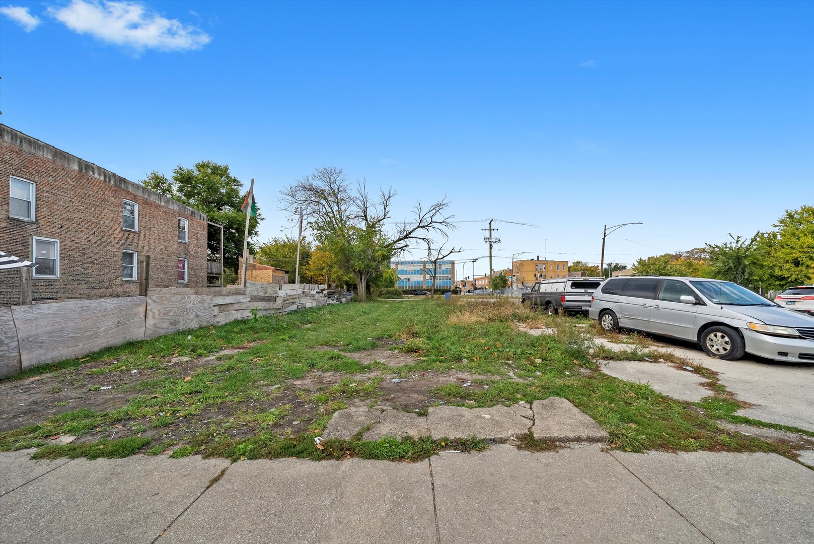 1606 S Drake Avenue