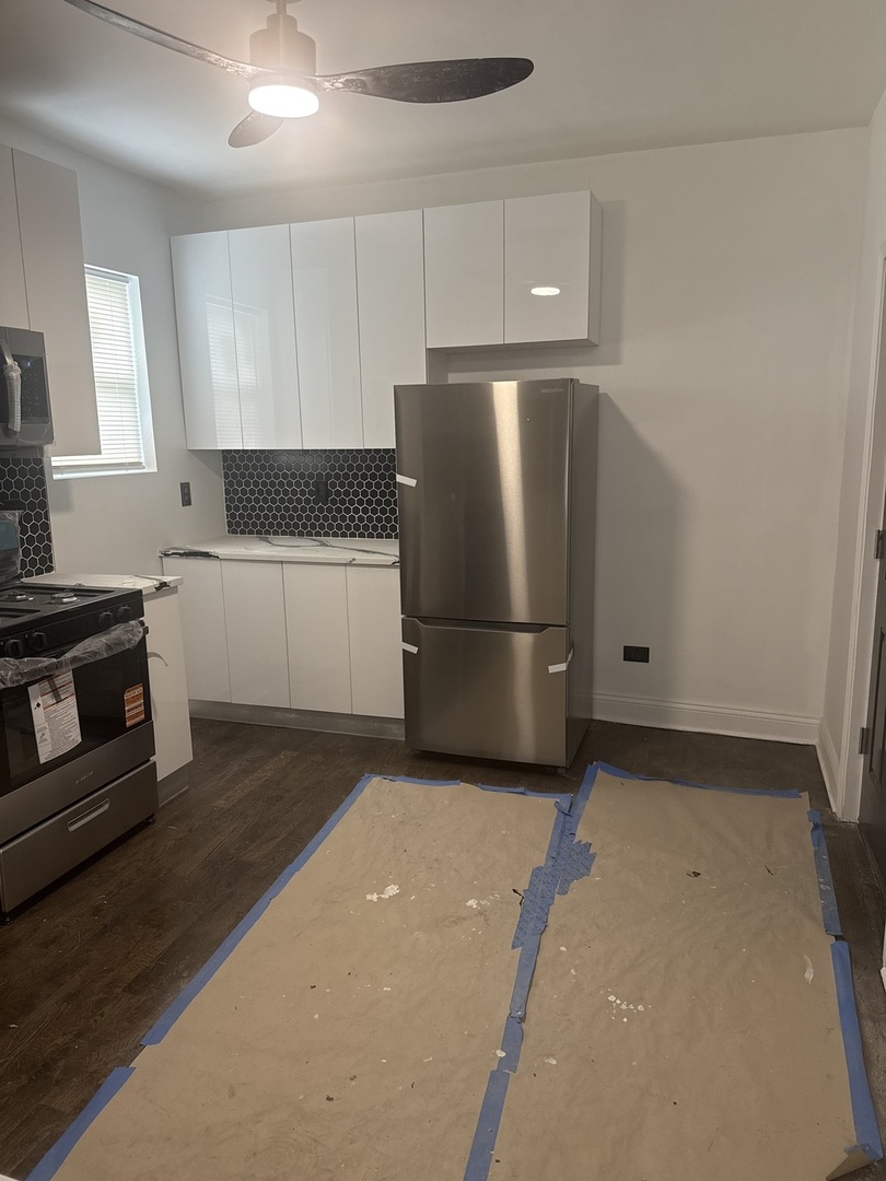 7326 S Woodlawn Avenue Unit: 1