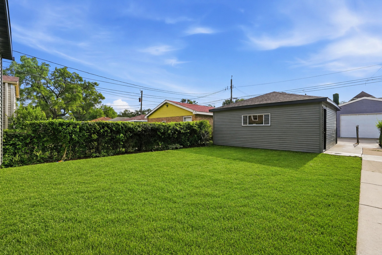 10516 S King Drive