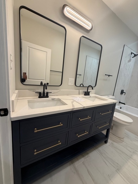 2933 W Lexington Street Unit: 2