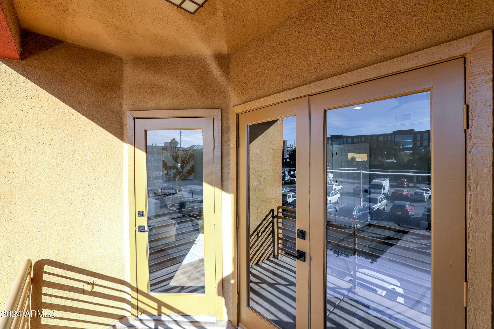 154 W 5TH Street, 125