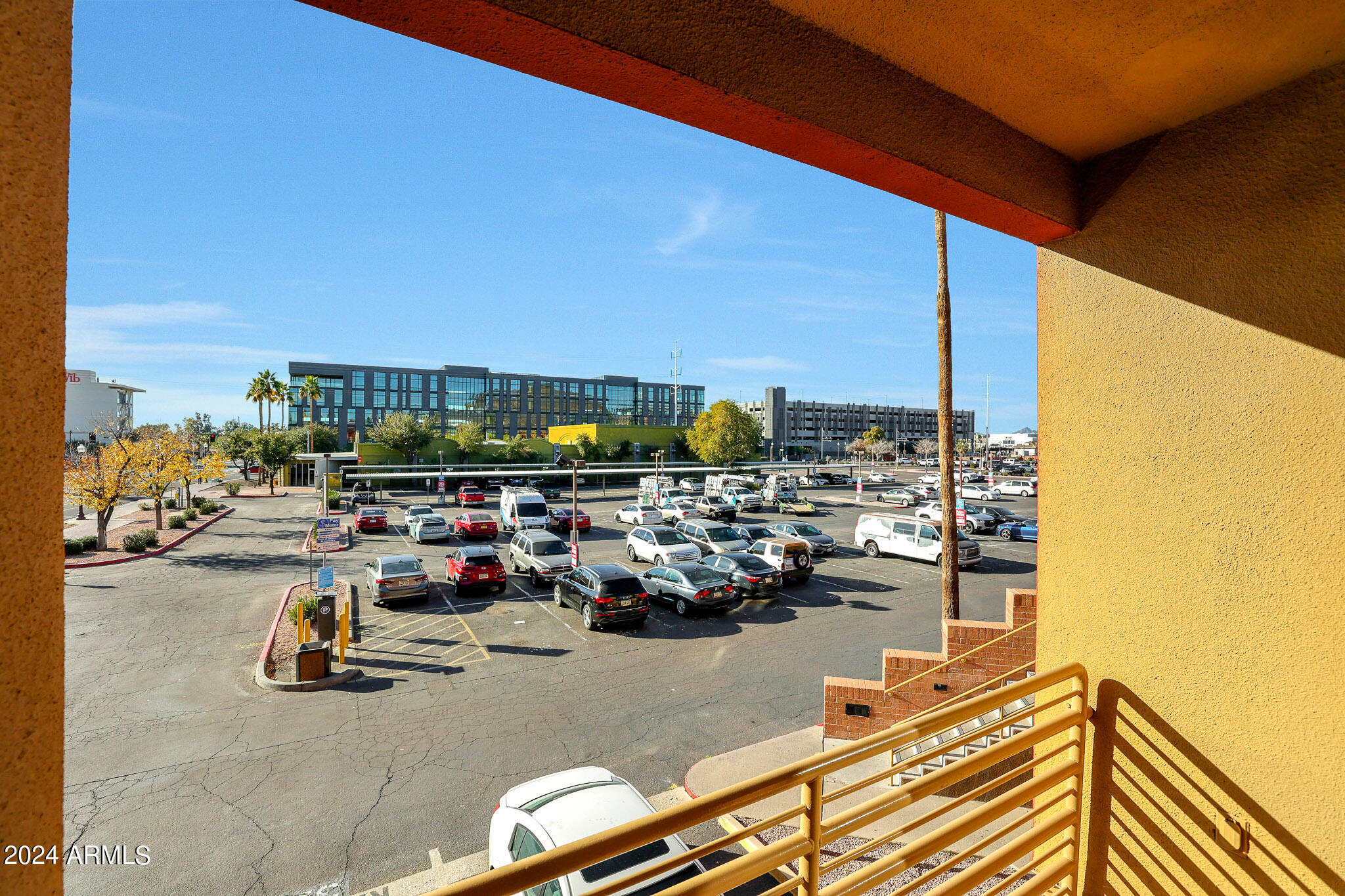 154 W 5TH Street, 125