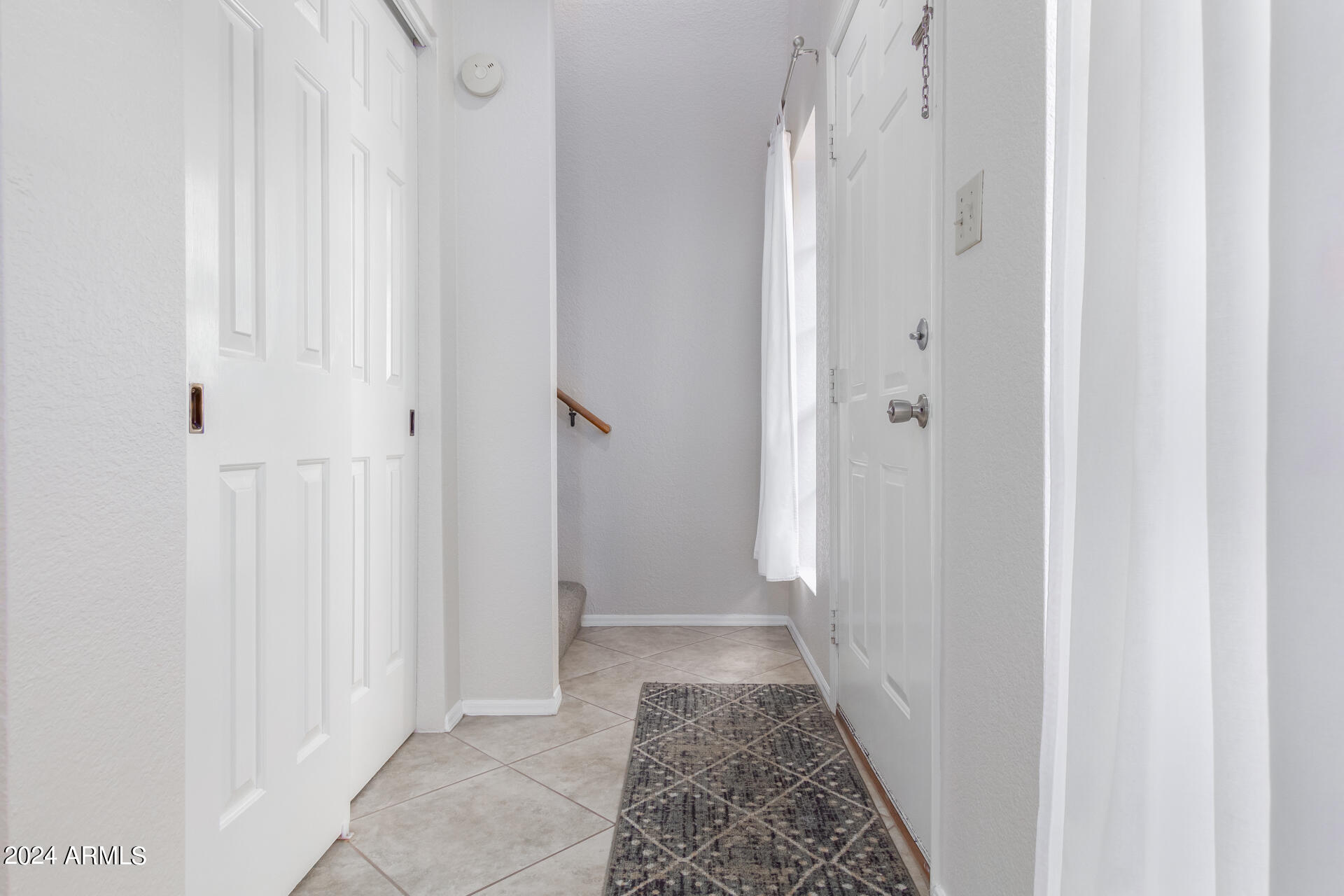1124 E ROSE Lane, 8
