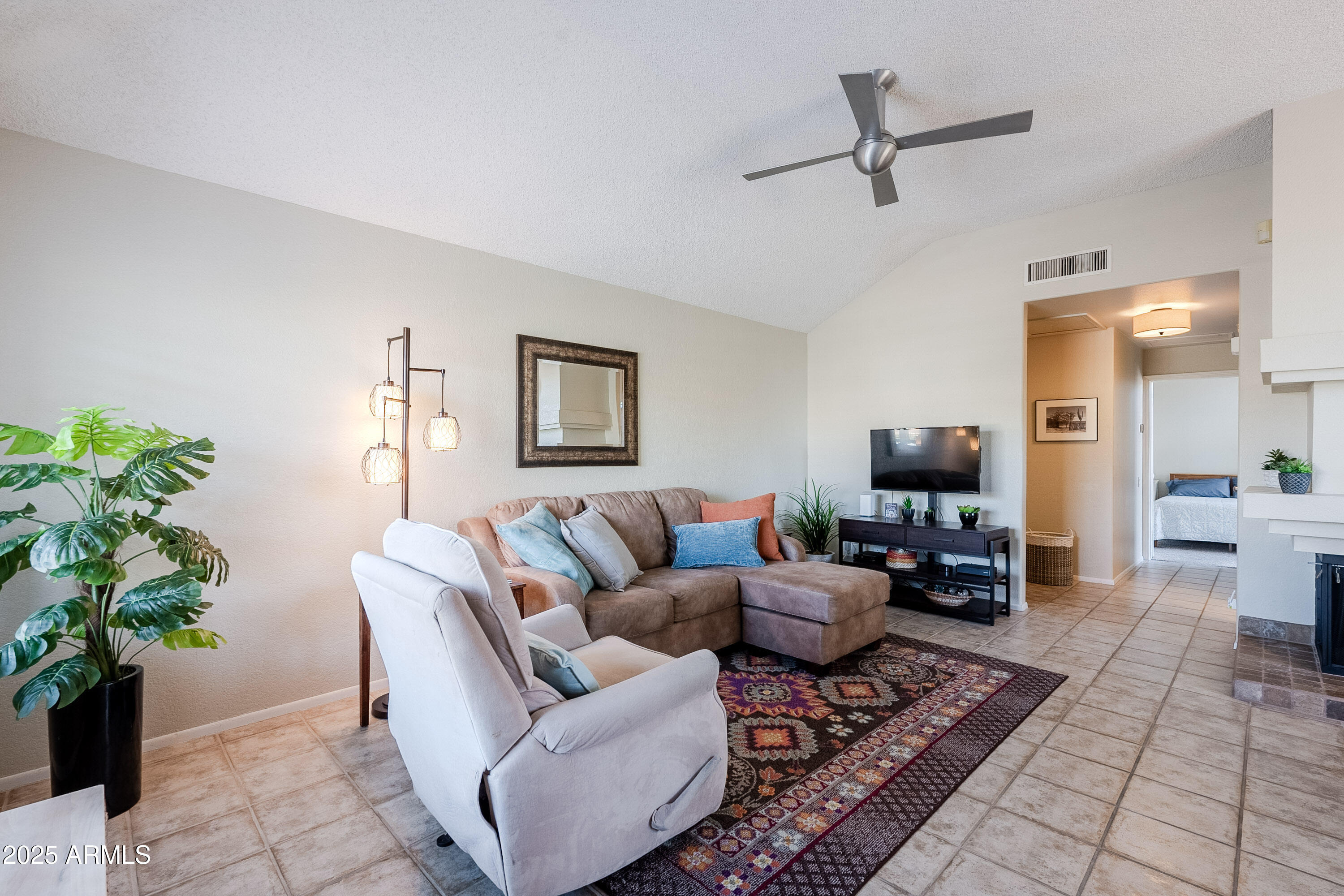 10019 E MOUNTAIN VIEW Road, 2107