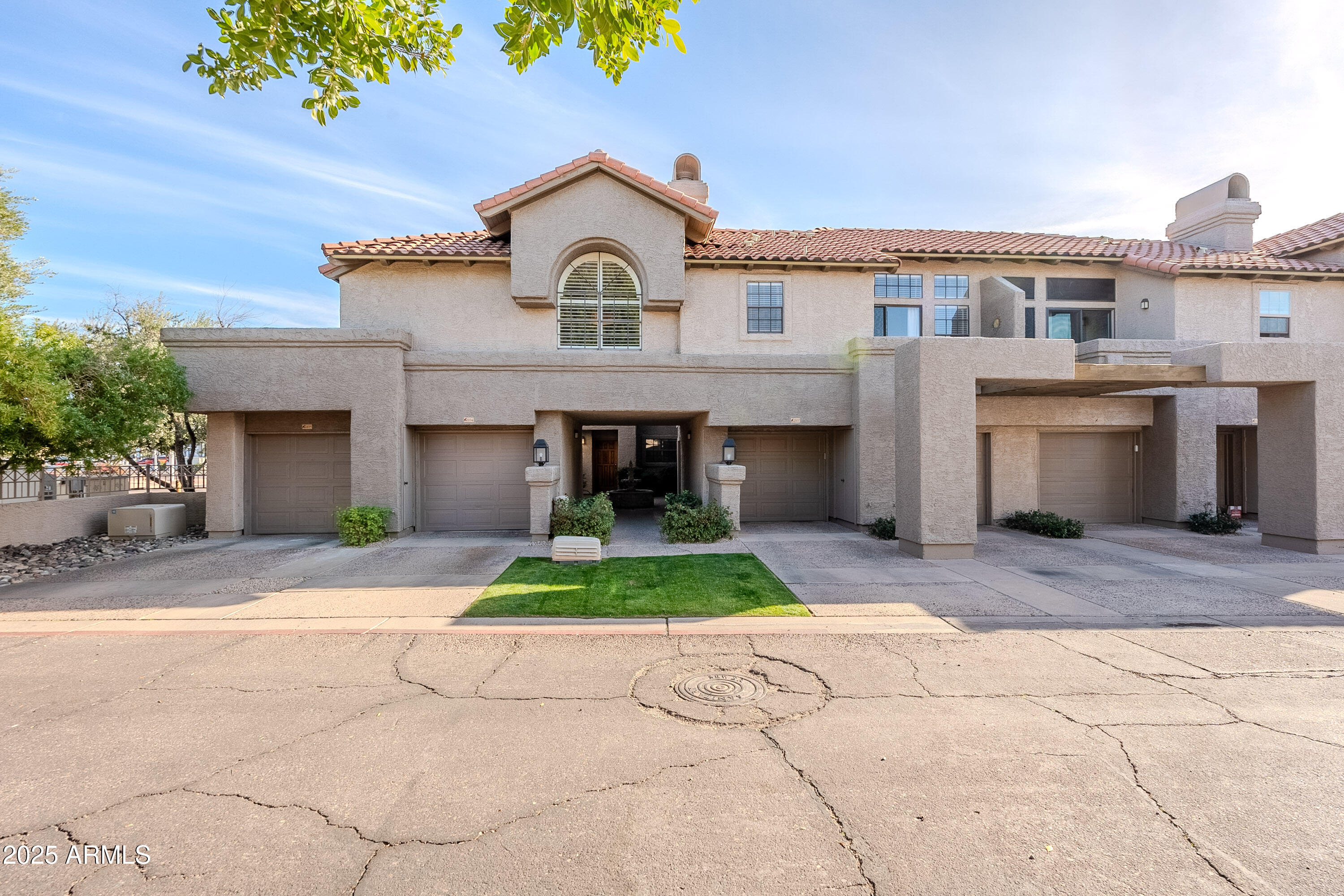 10019 E MOUNTAIN VIEW Road, 2107