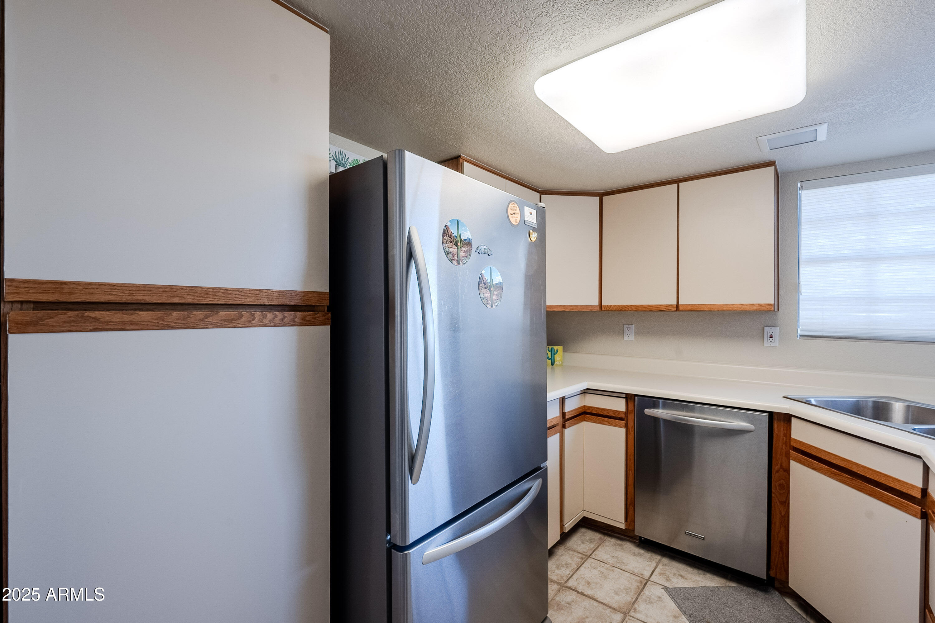 10019 E MOUNTAIN VIEW Road, 2107