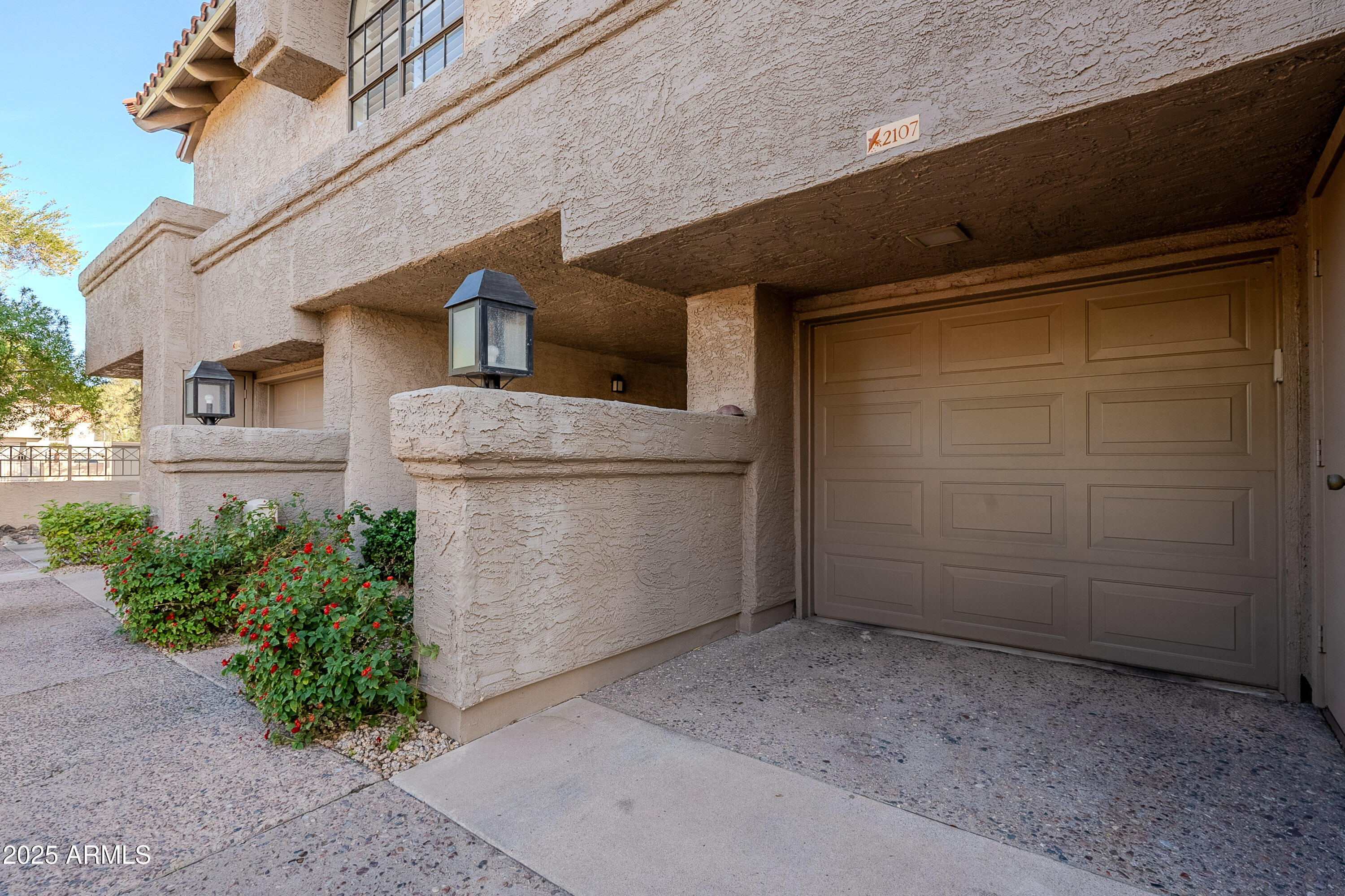 10019 E MOUNTAIN VIEW Road, 2107