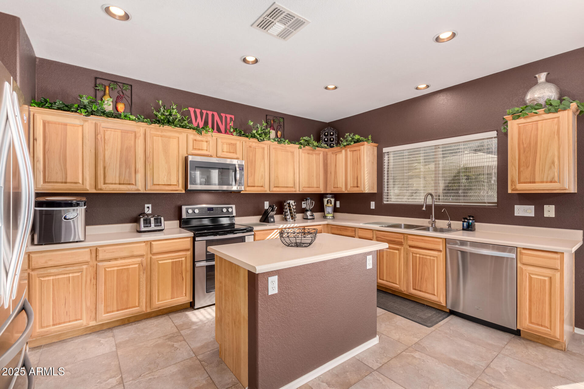 45707 W BARBARA Lane