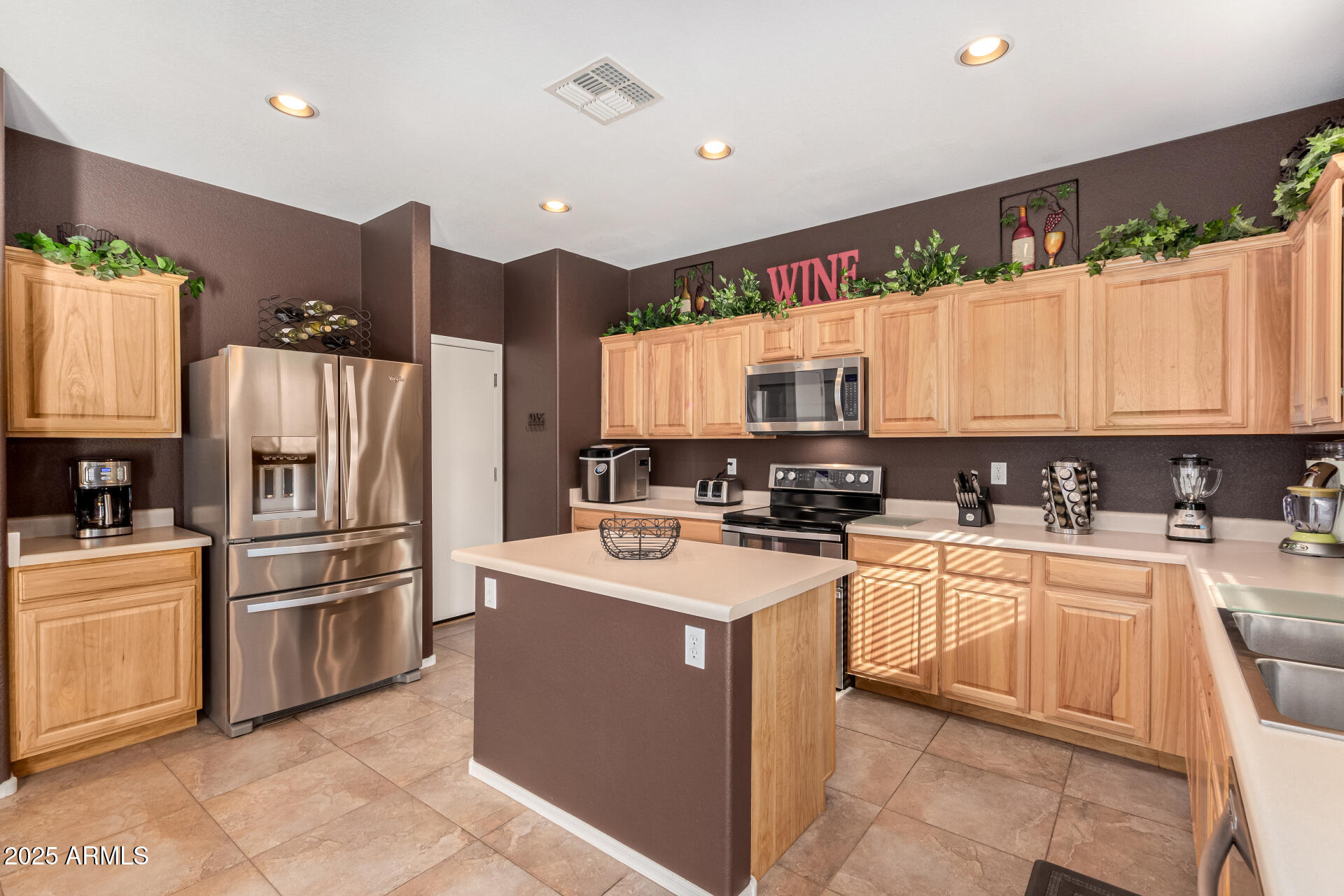 45707 W BARBARA Lane