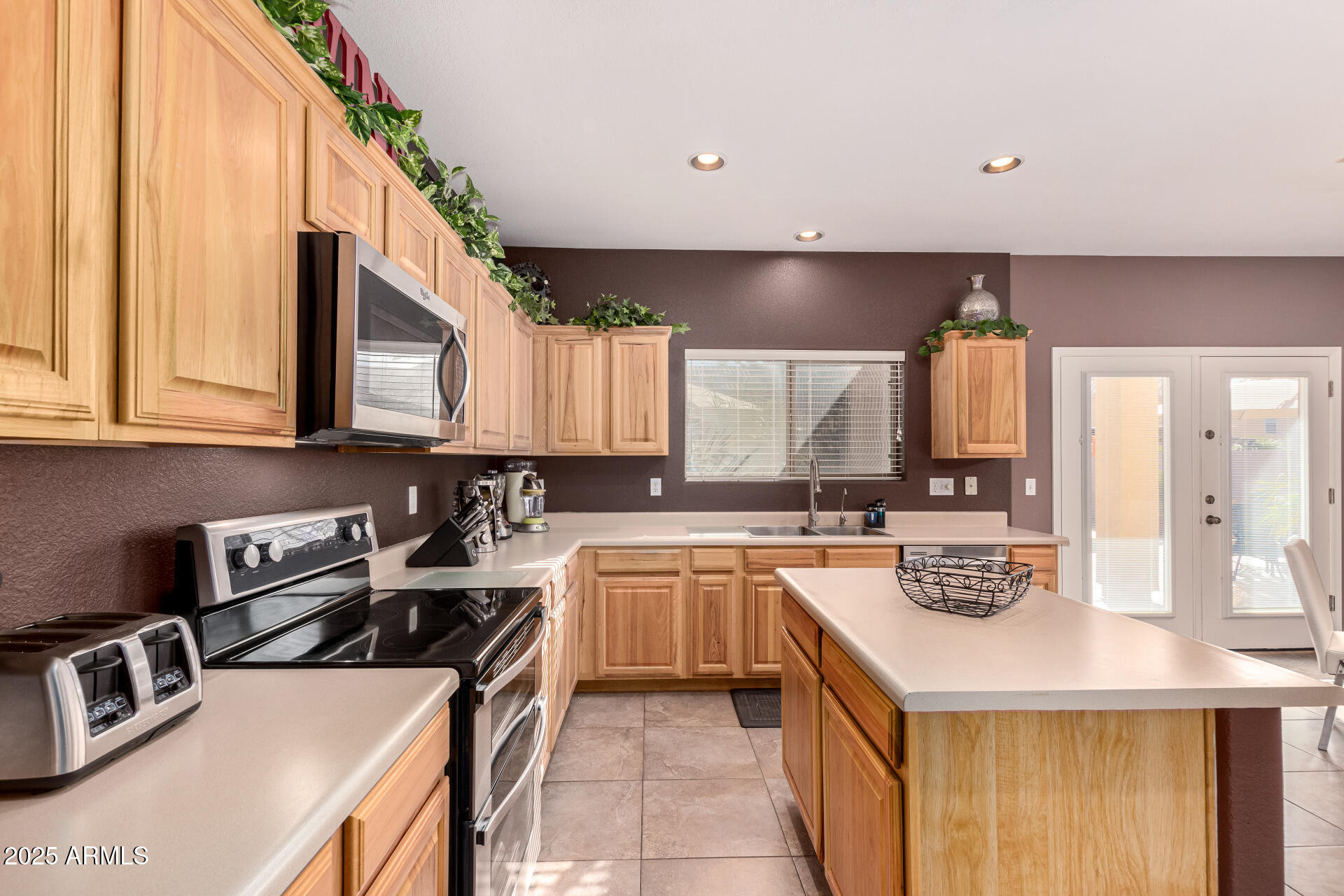 45707 W BARBARA Lane