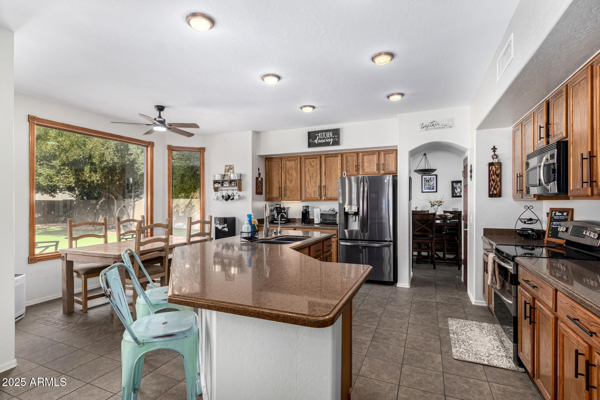 314 W LOMA VISTA Street