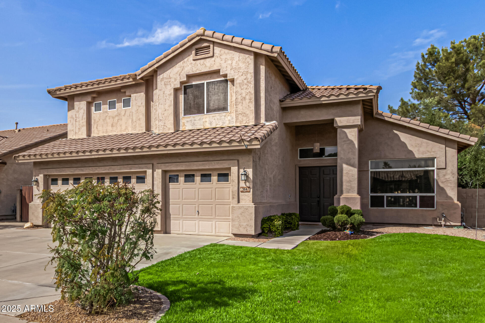 314 W LOMA VISTA Street