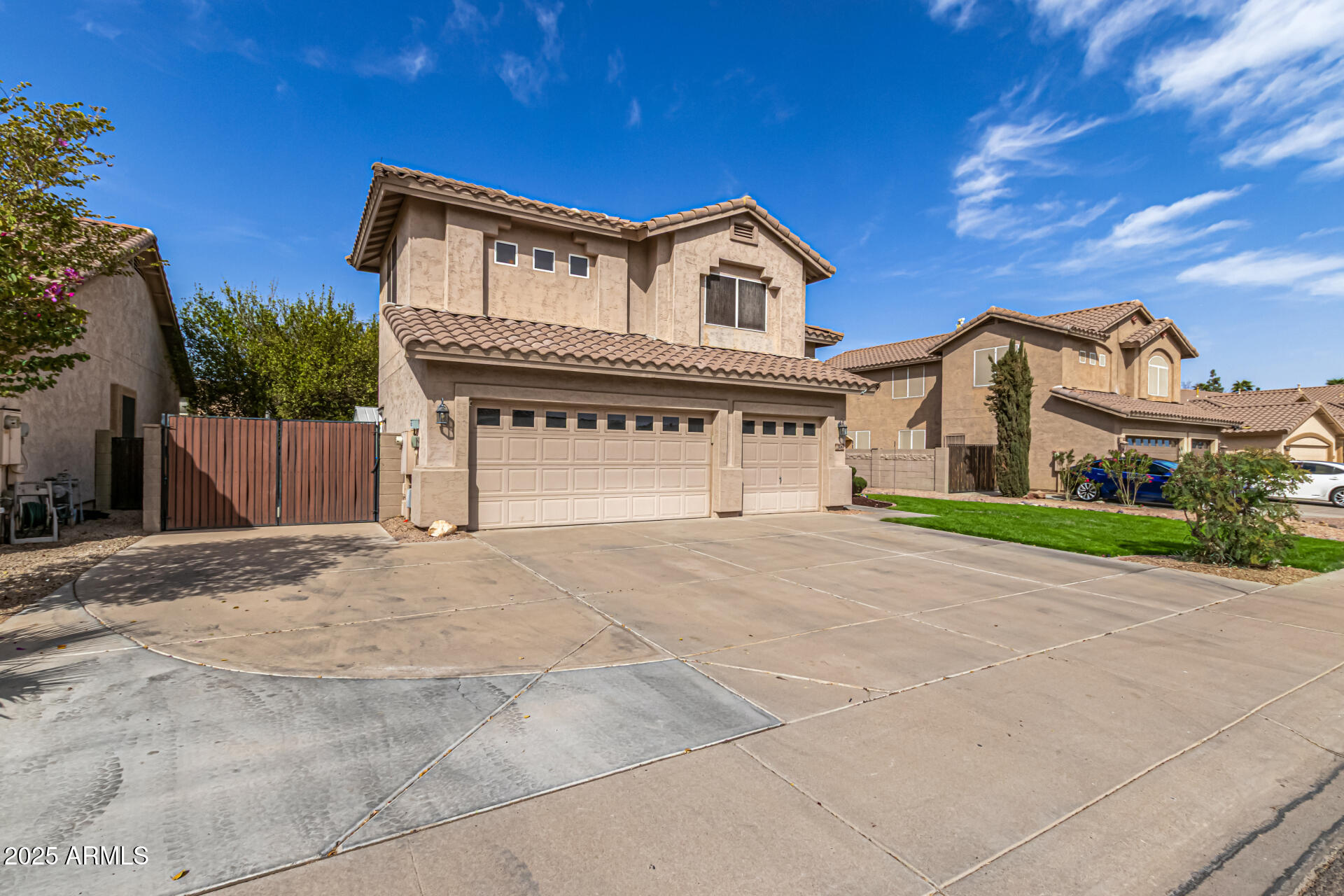 314 W LOMA VISTA Street