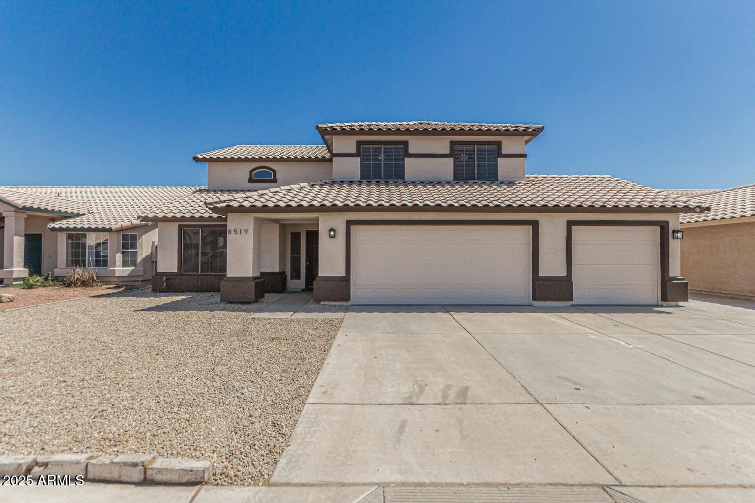 8519 W BERKELEY Road