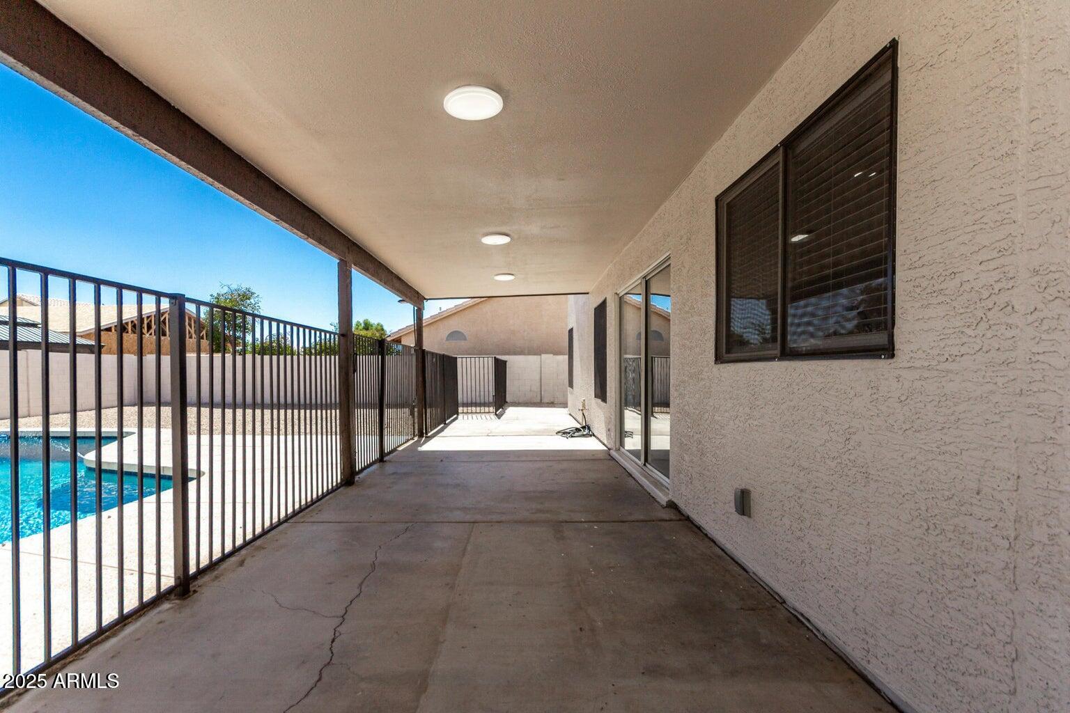 8519 W BERKELEY Road
