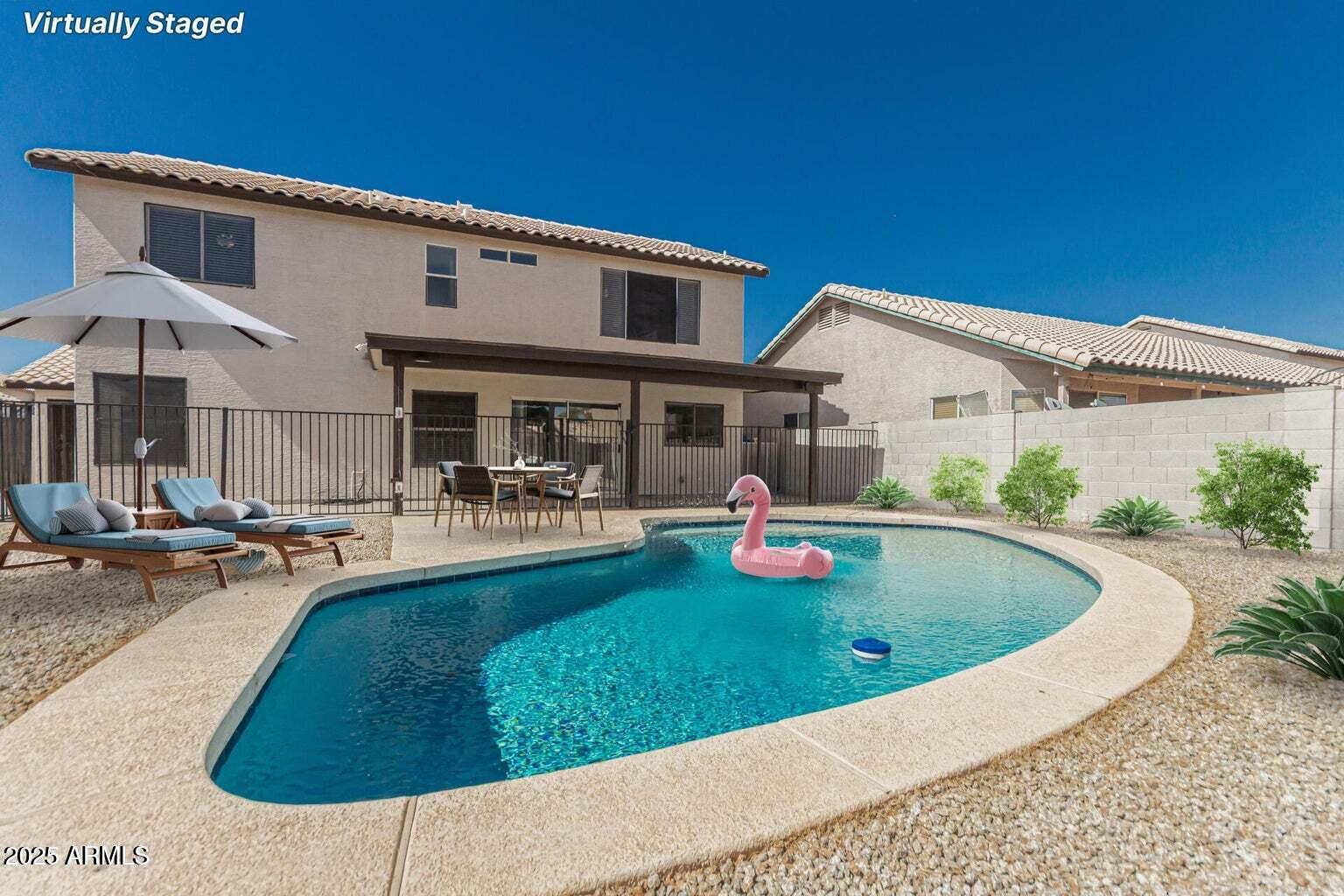 8519 W BERKELEY Road