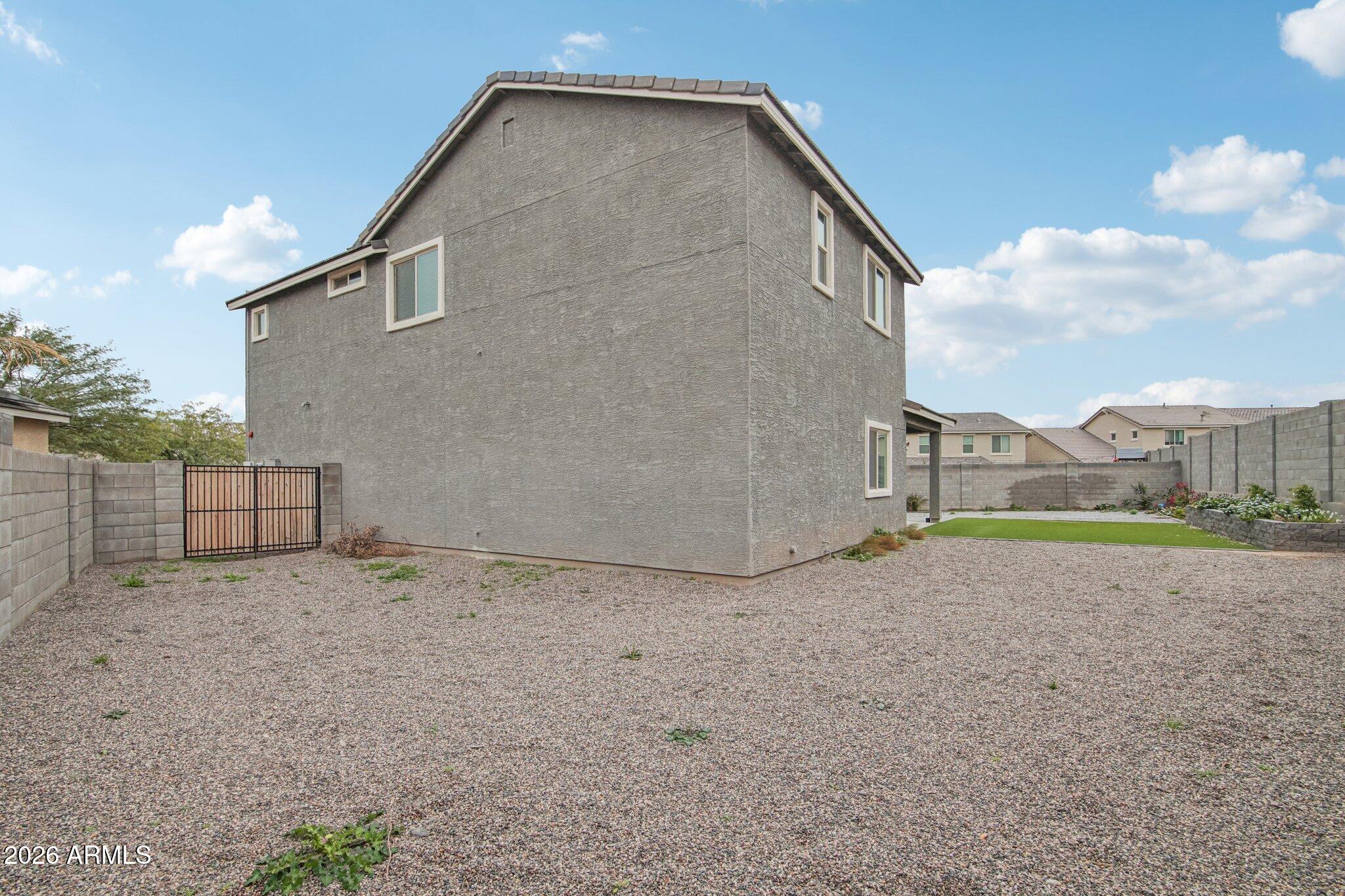 2364 N 212TH Avenue