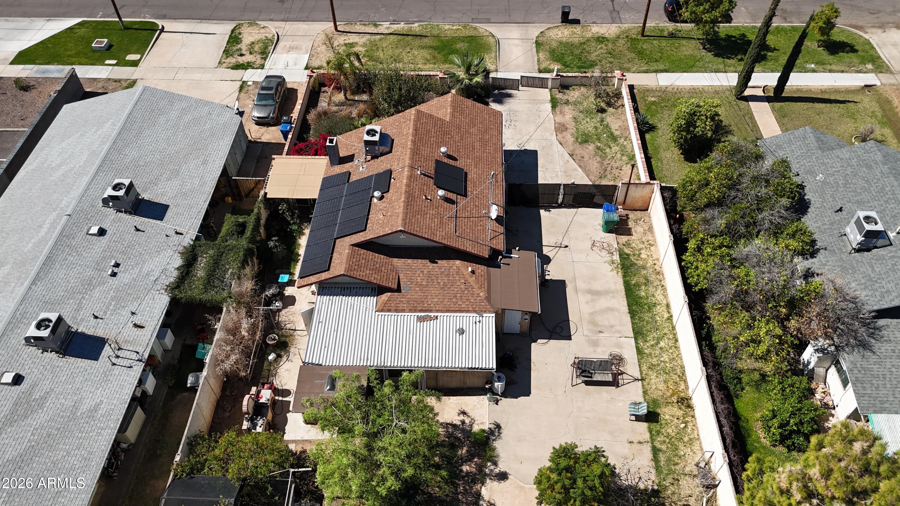 133 N HIBBERT Street
