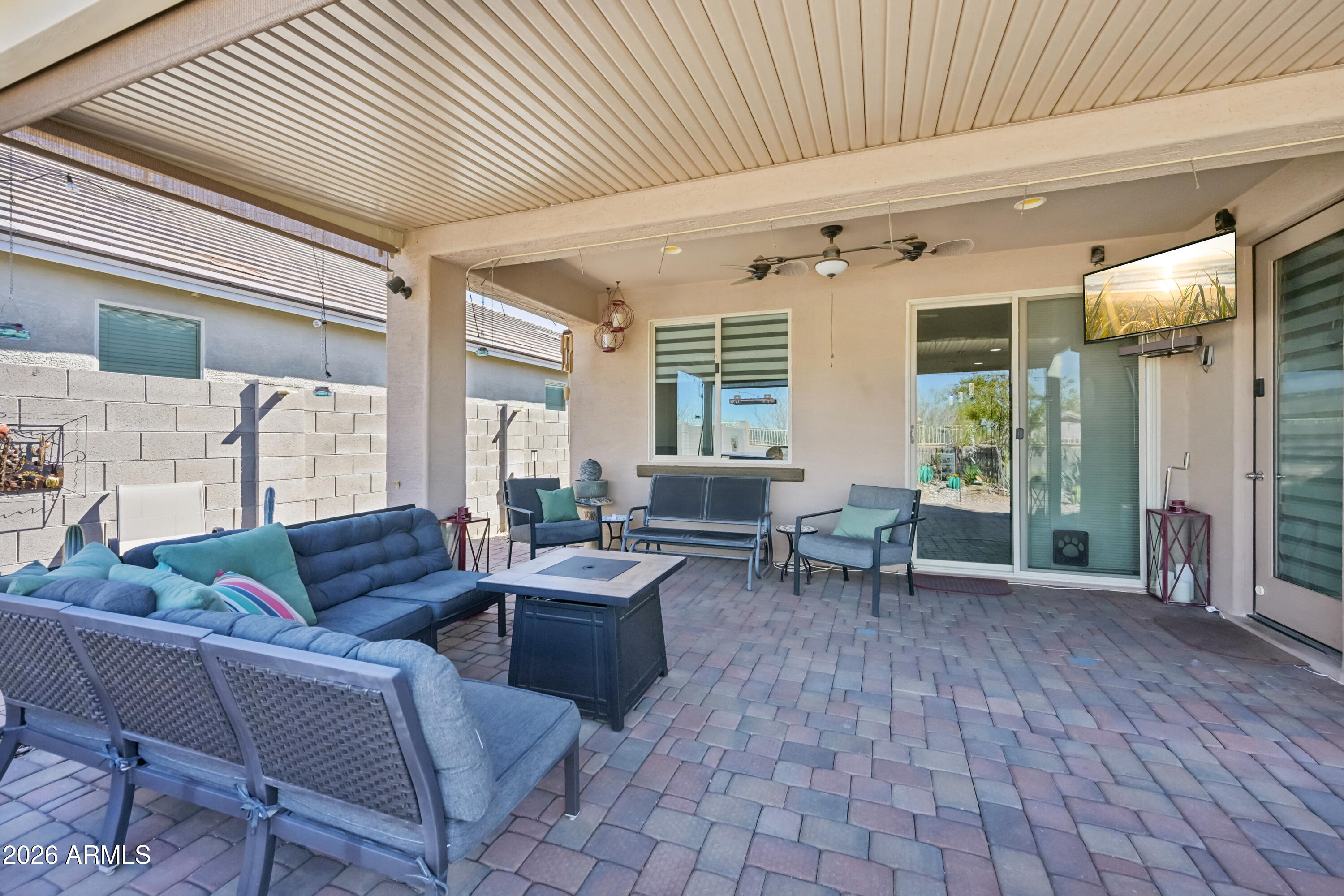 17452 W SPRING Drive