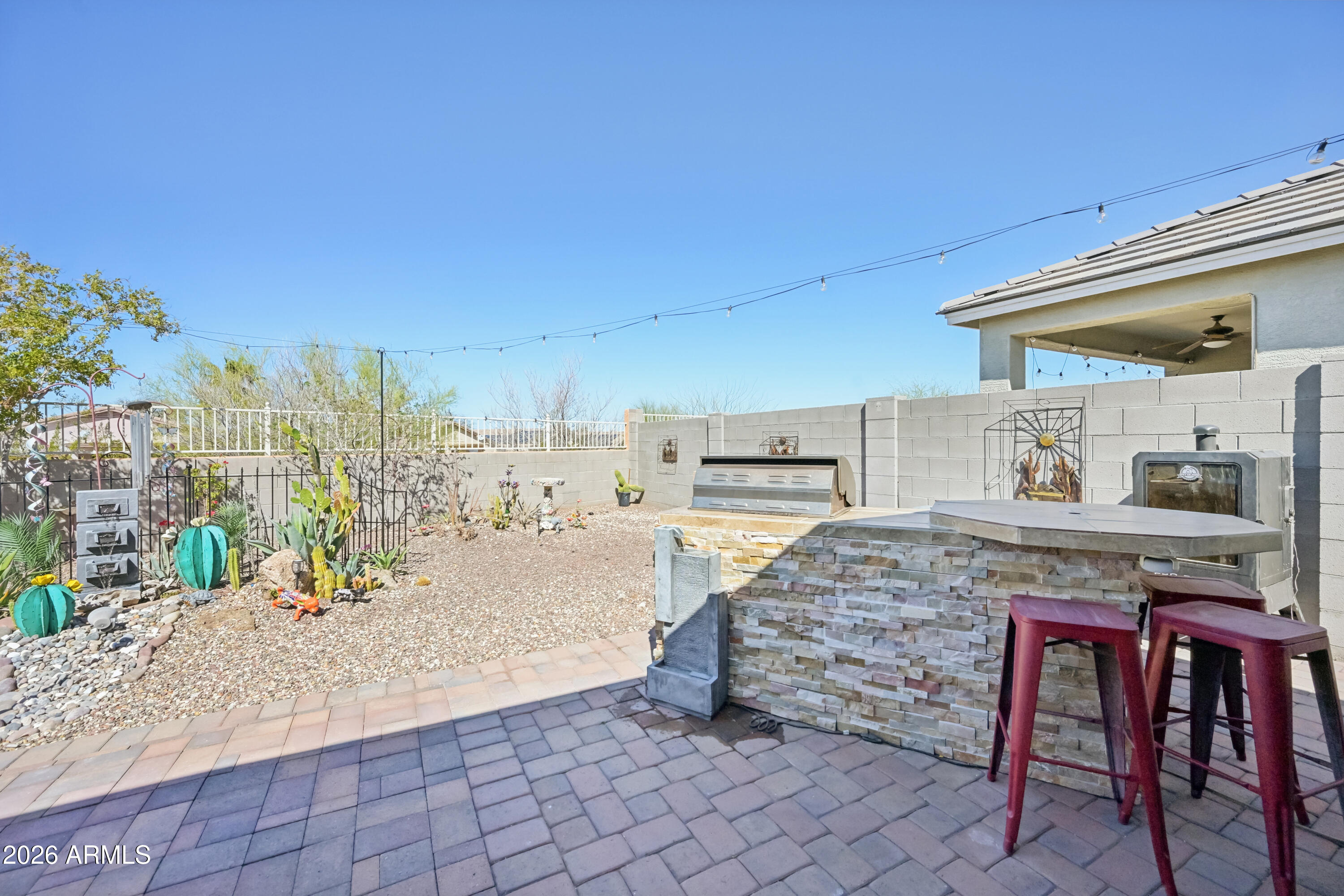 17452 W SPRING Drive