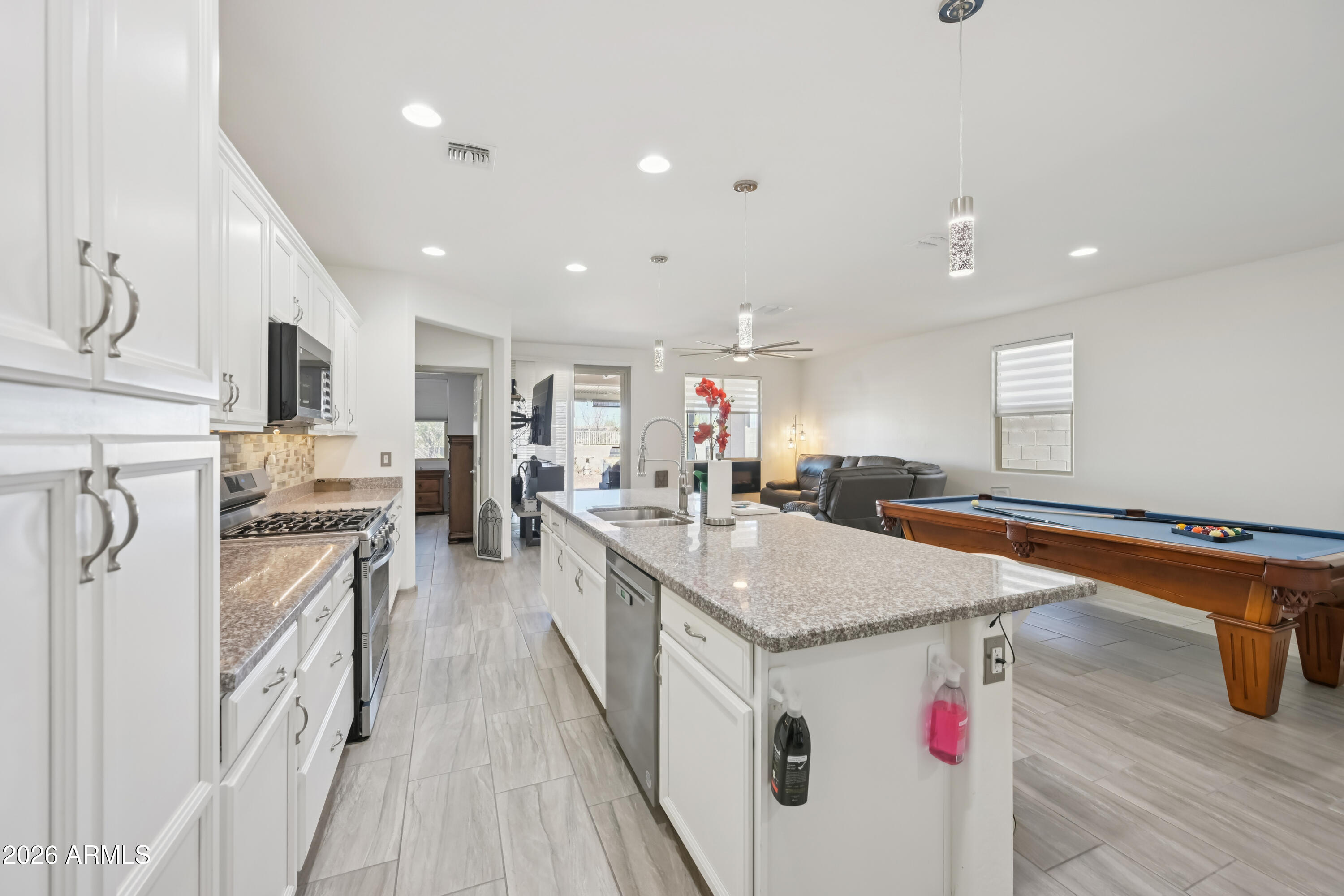 17452 W SPRING Drive