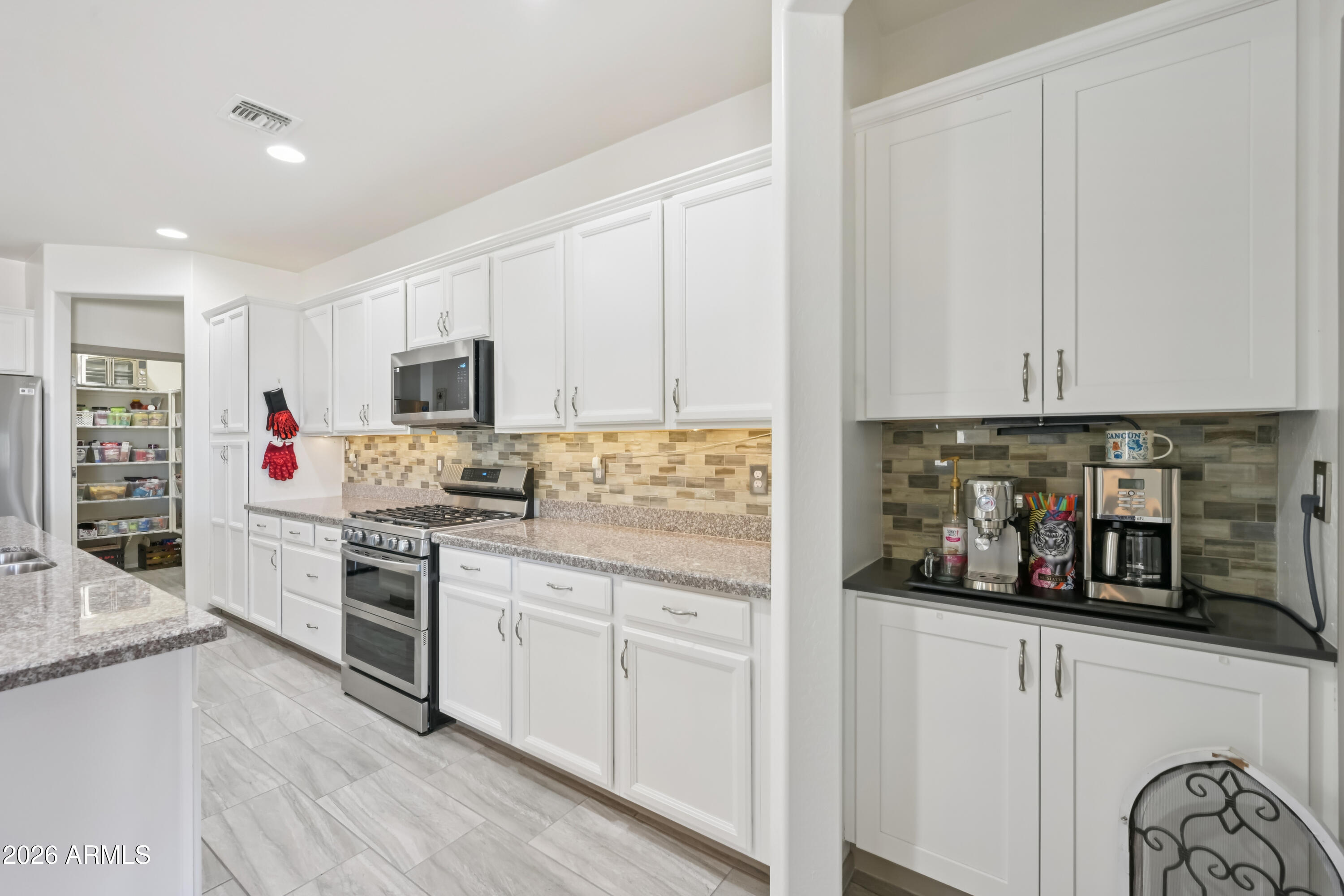 17452 W SPRING Drive