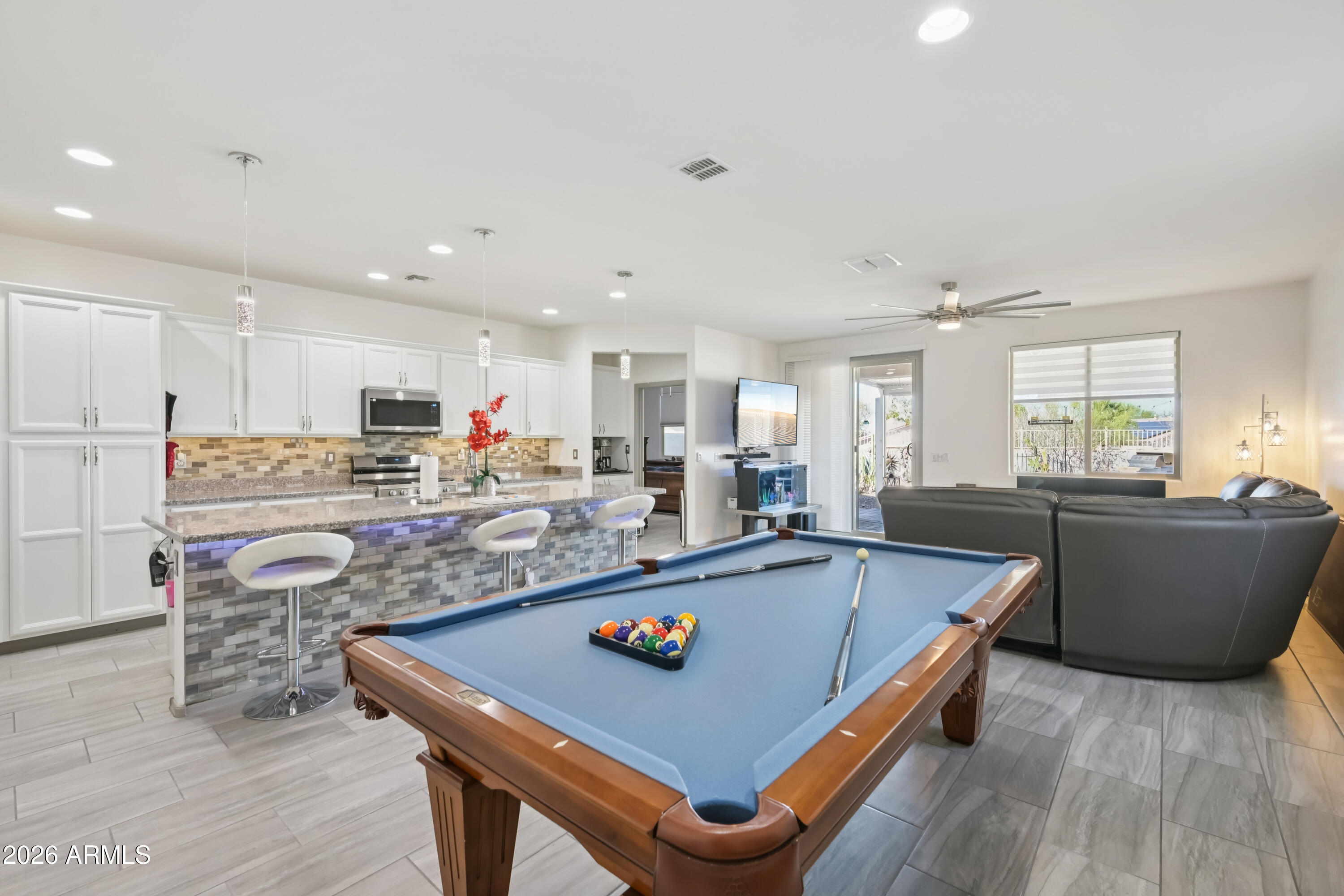 17452 W SPRING Drive