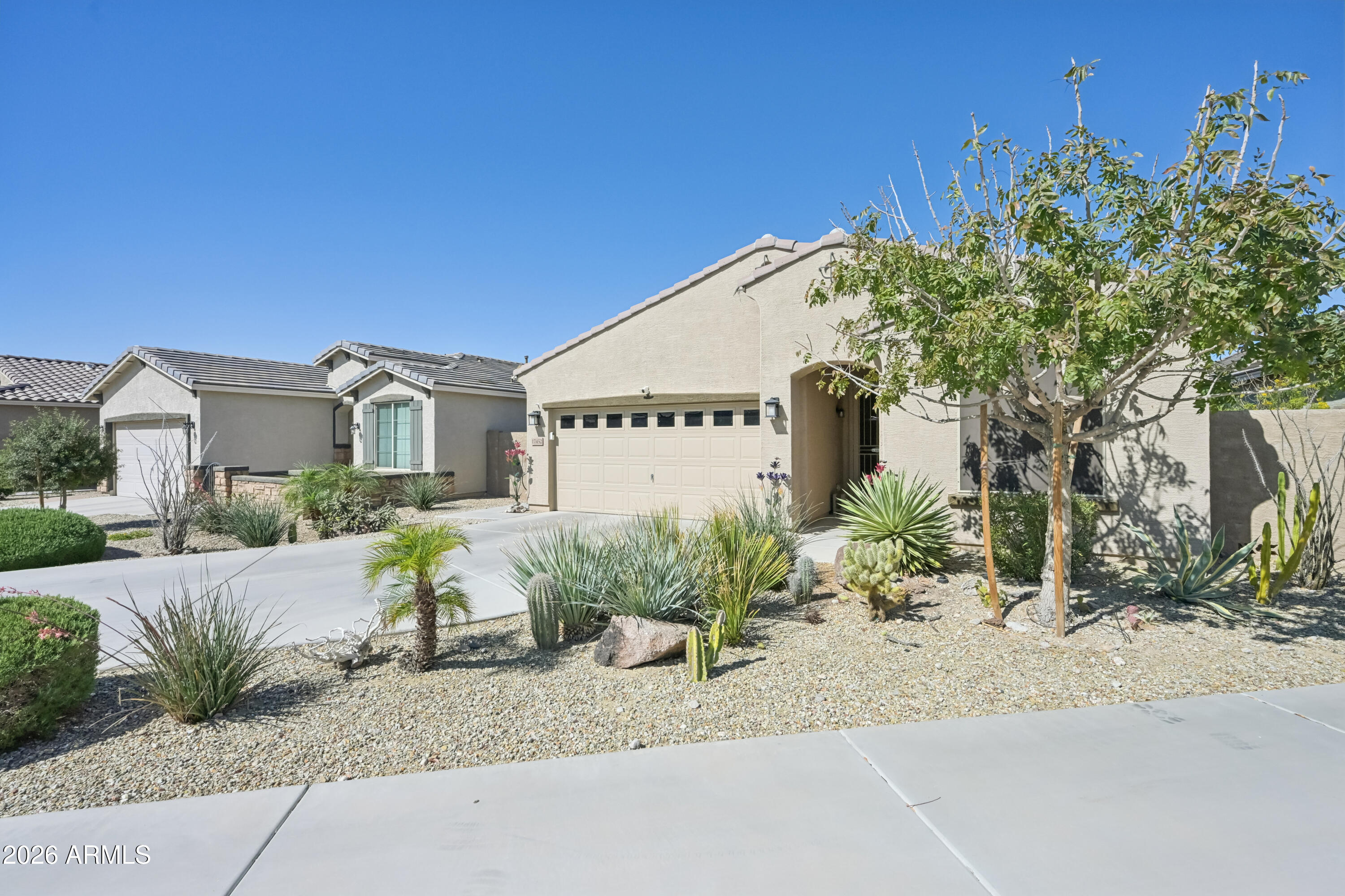 17452 W SPRING Drive