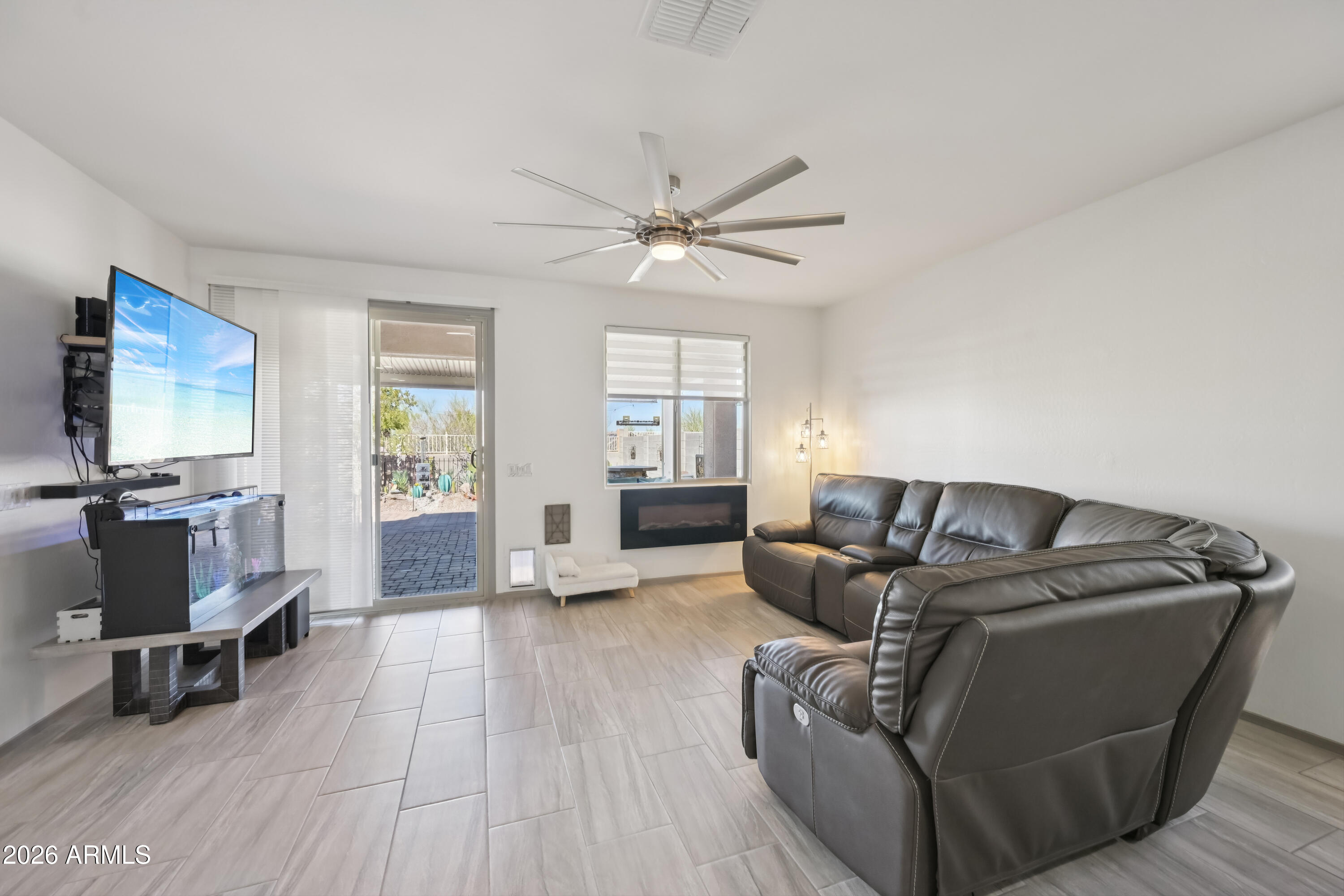 17452 W SPRING Drive