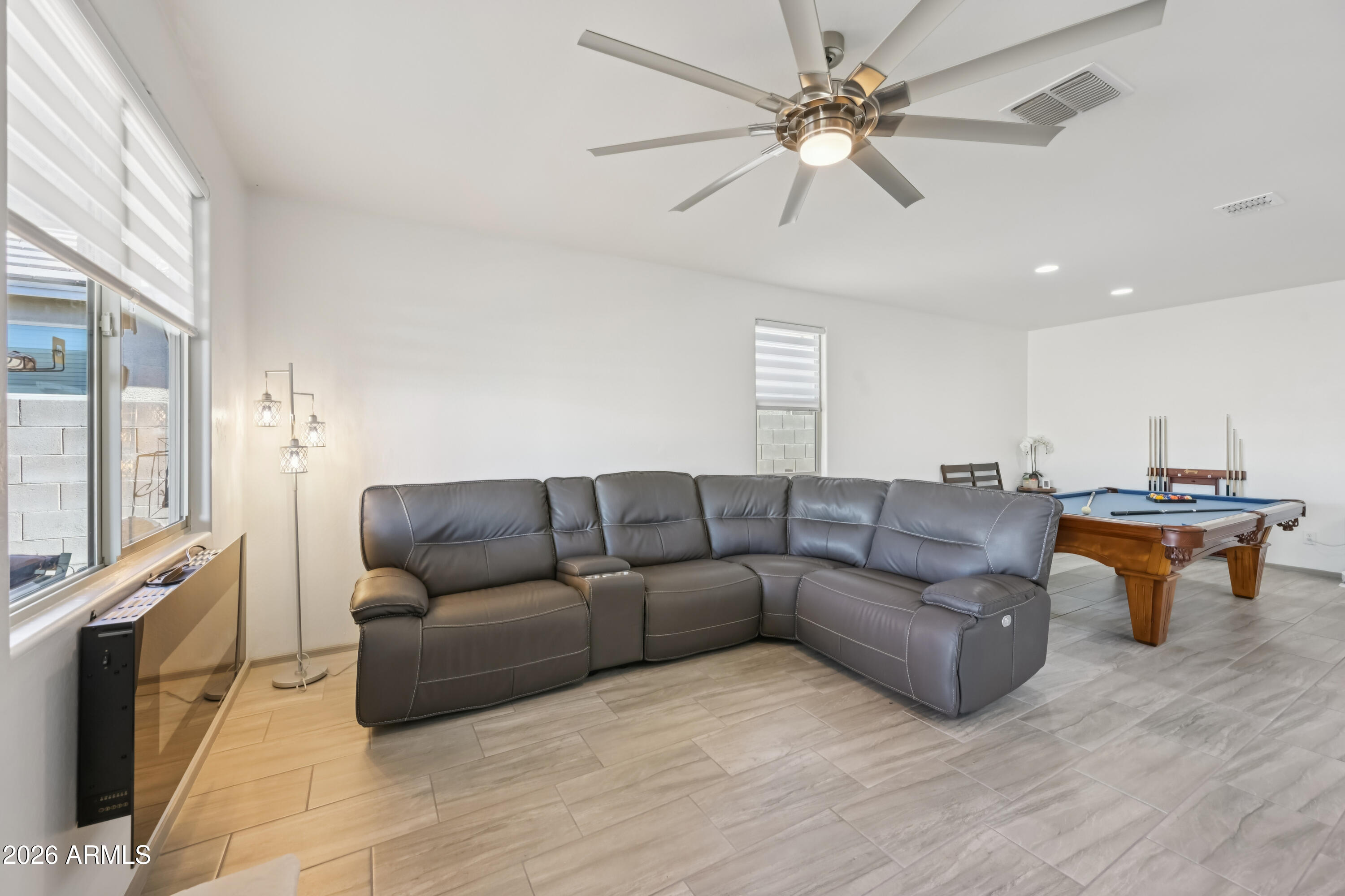 17452 W SPRING Drive