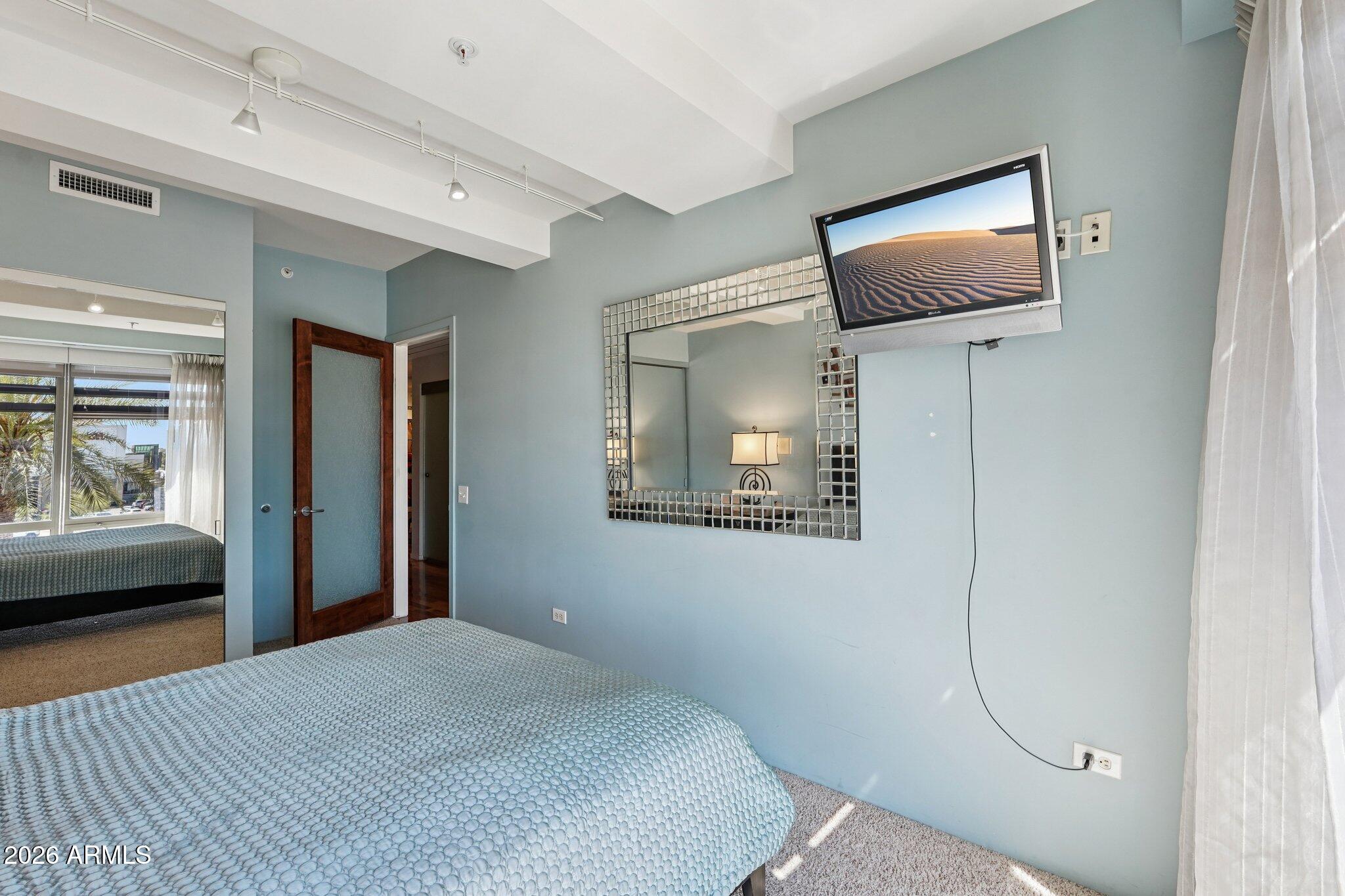 7157 E RANCHO VISTA Drive 4006