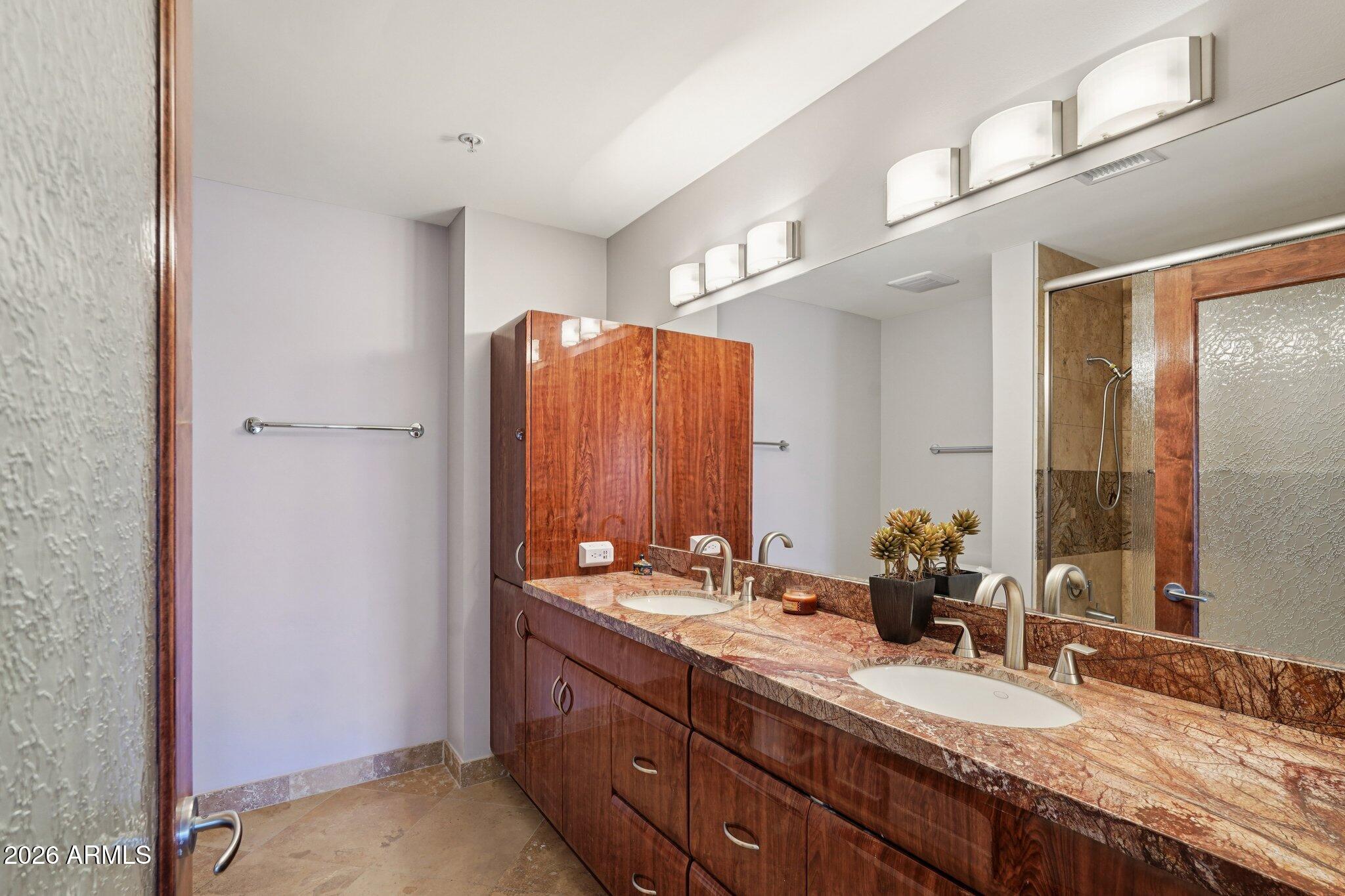 7157 E RANCHO VISTA Drive 4006