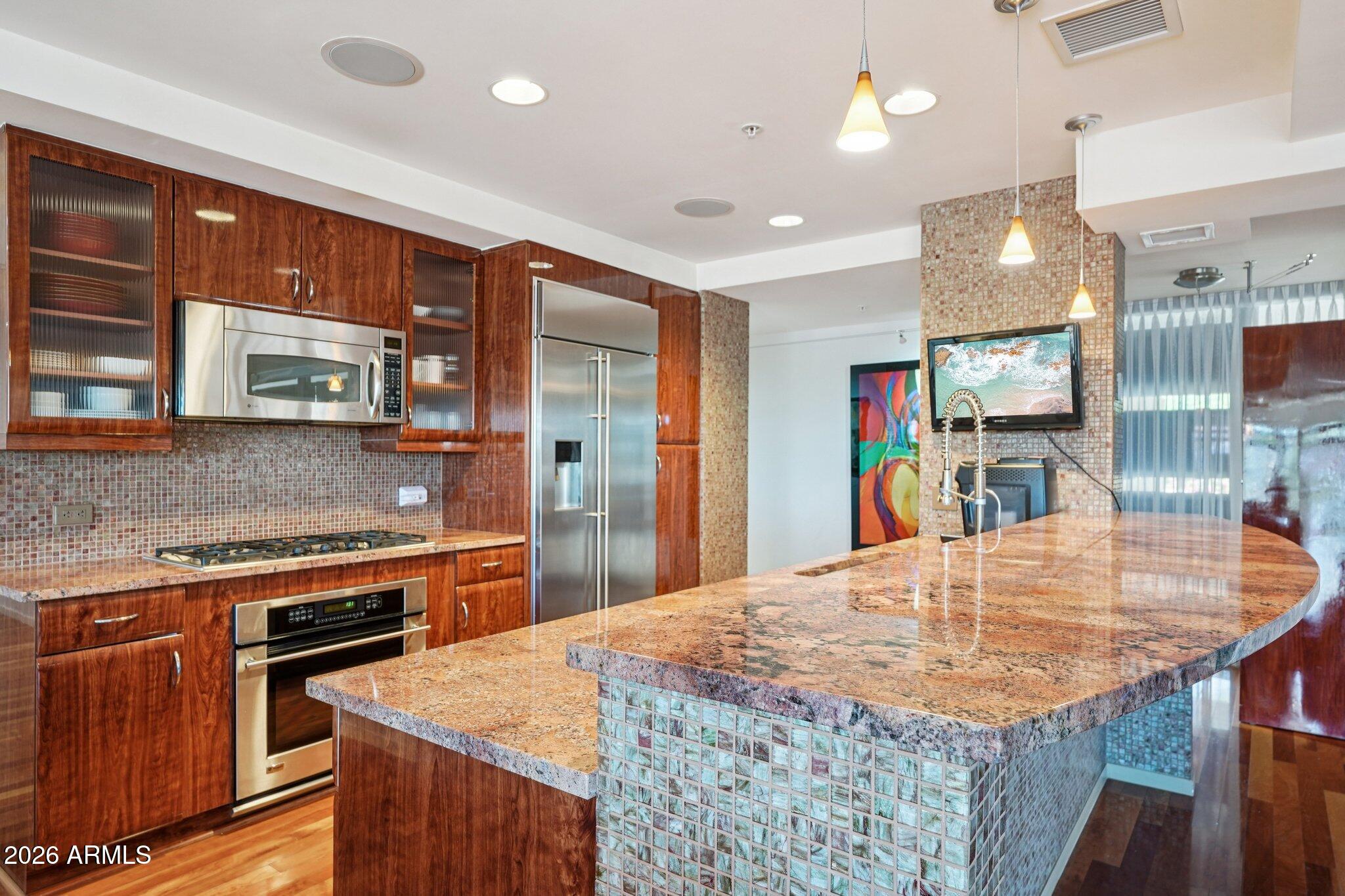 7157 E RANCHO VISTA Drive 4006