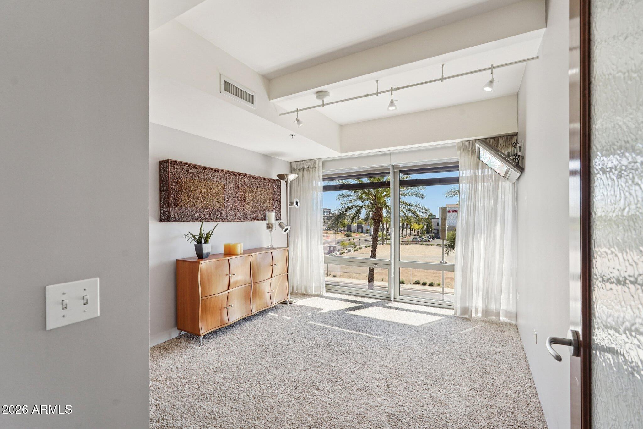 7157 E RANCHO VISTA Drive 4006