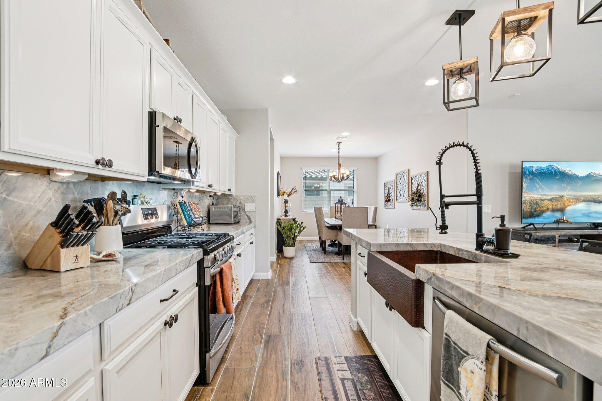 2132 W SIERRA SUNSET Trail