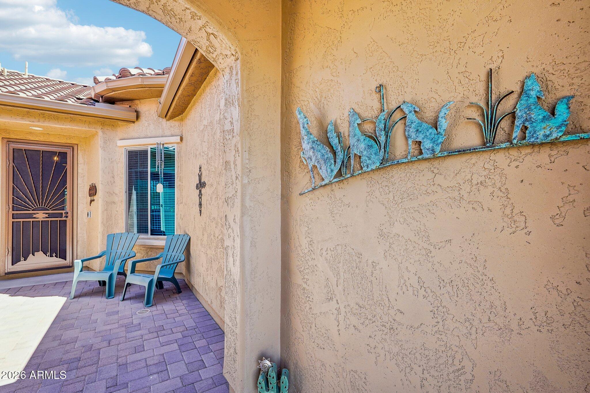 27585 W TONOPAH Drive