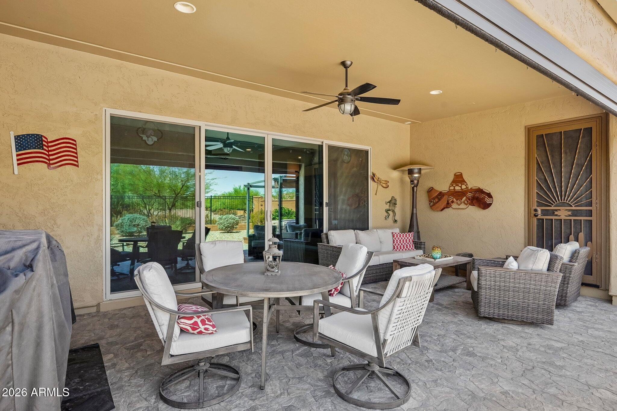 27585 W TONOPAH Drive