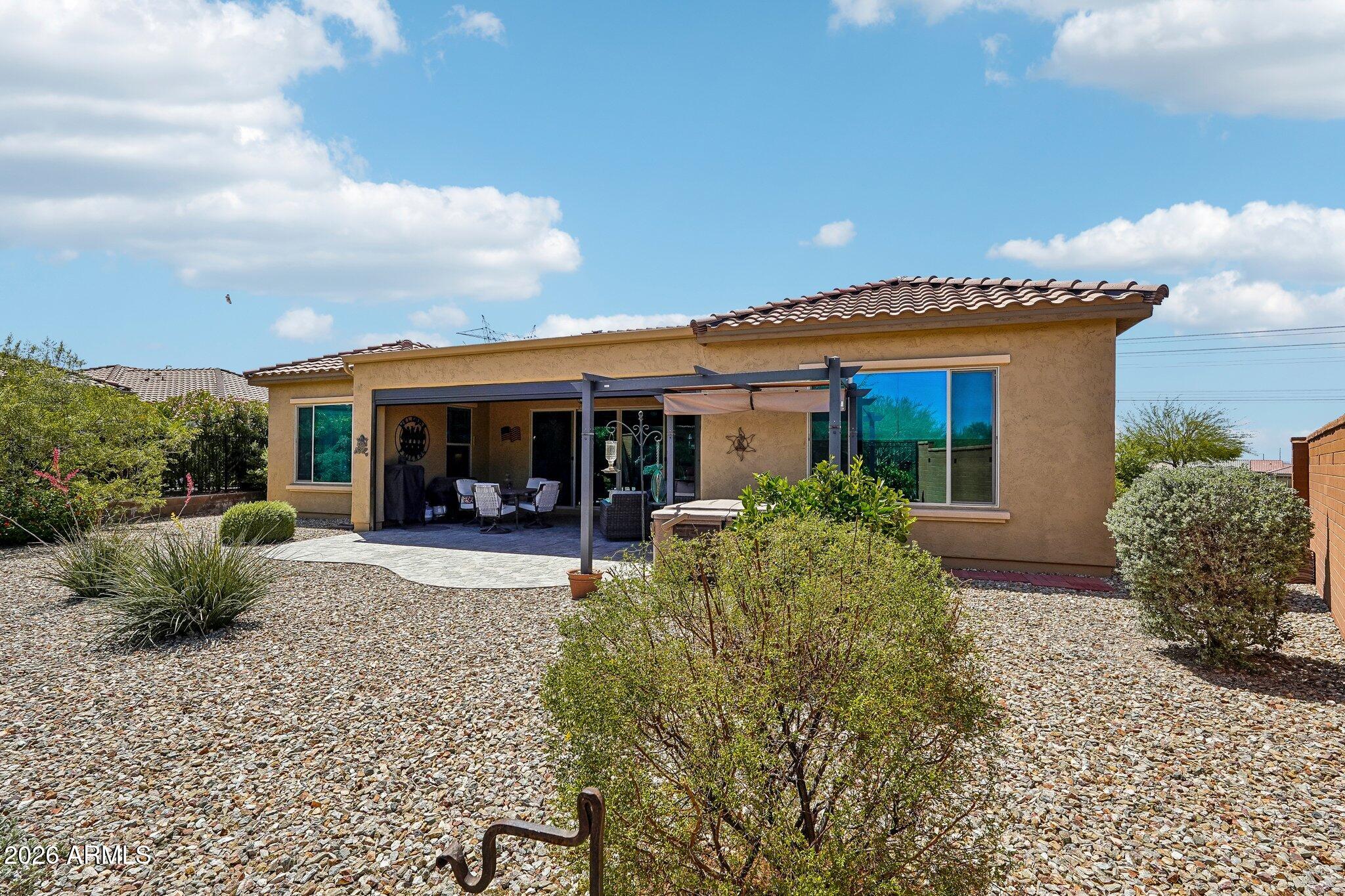 27585 W TONOPAH Drive