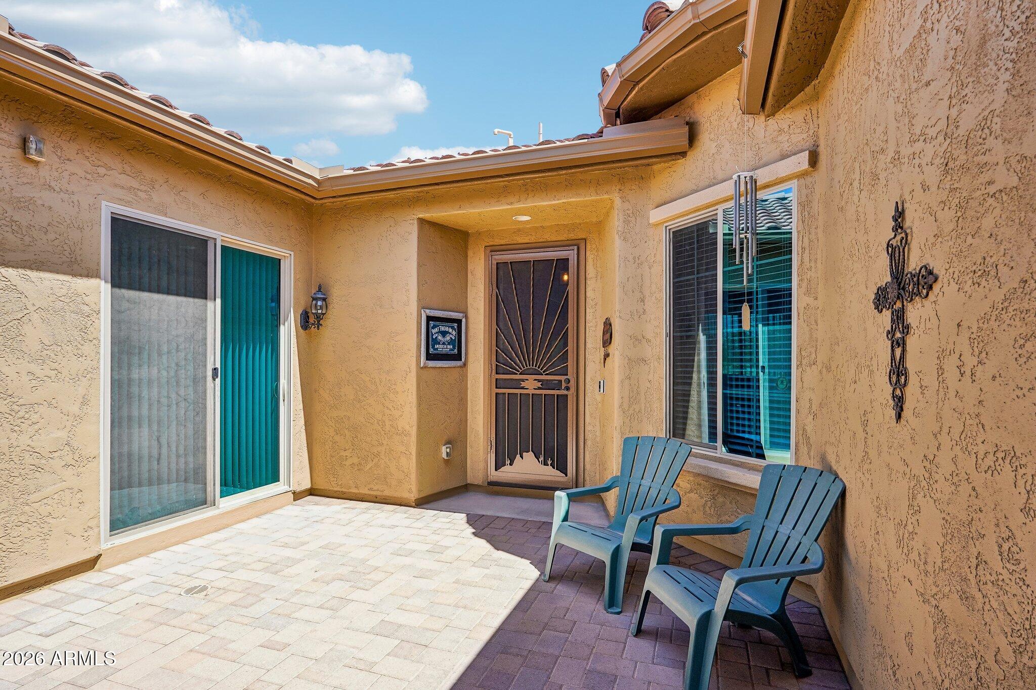 27585 W TONOPAH Drive