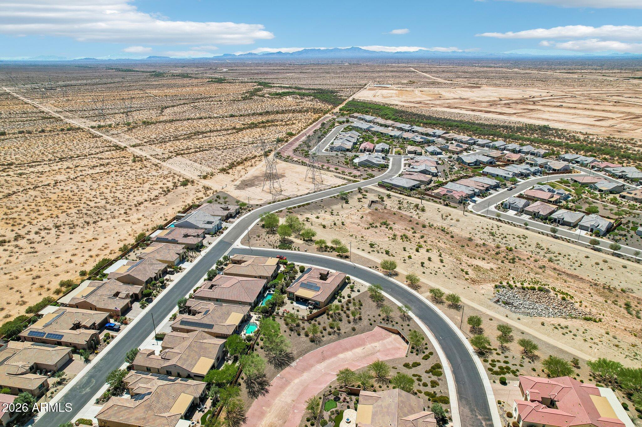 27585 W TONOPAH Drive