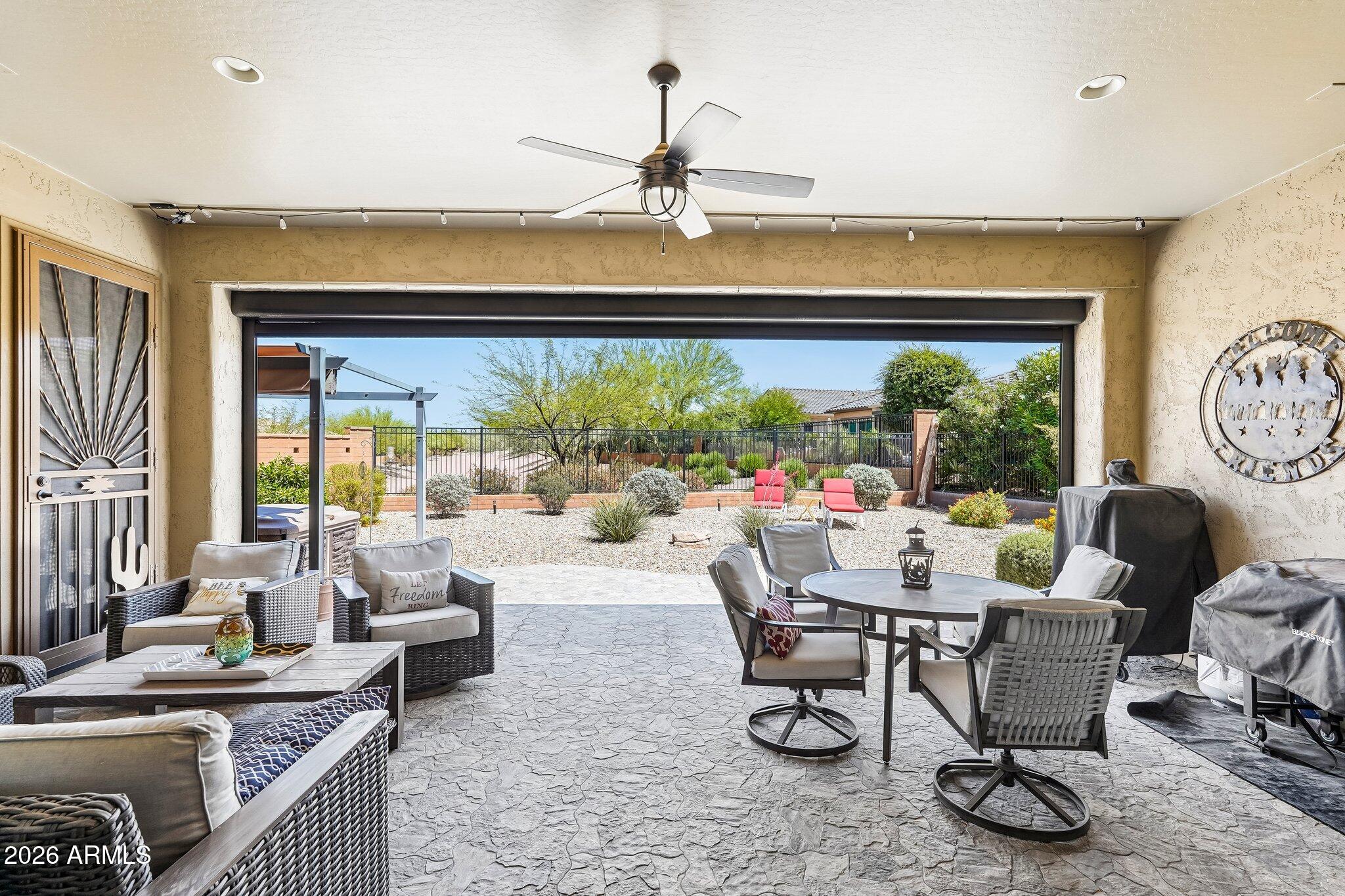 27585 W TONOPAH Drive