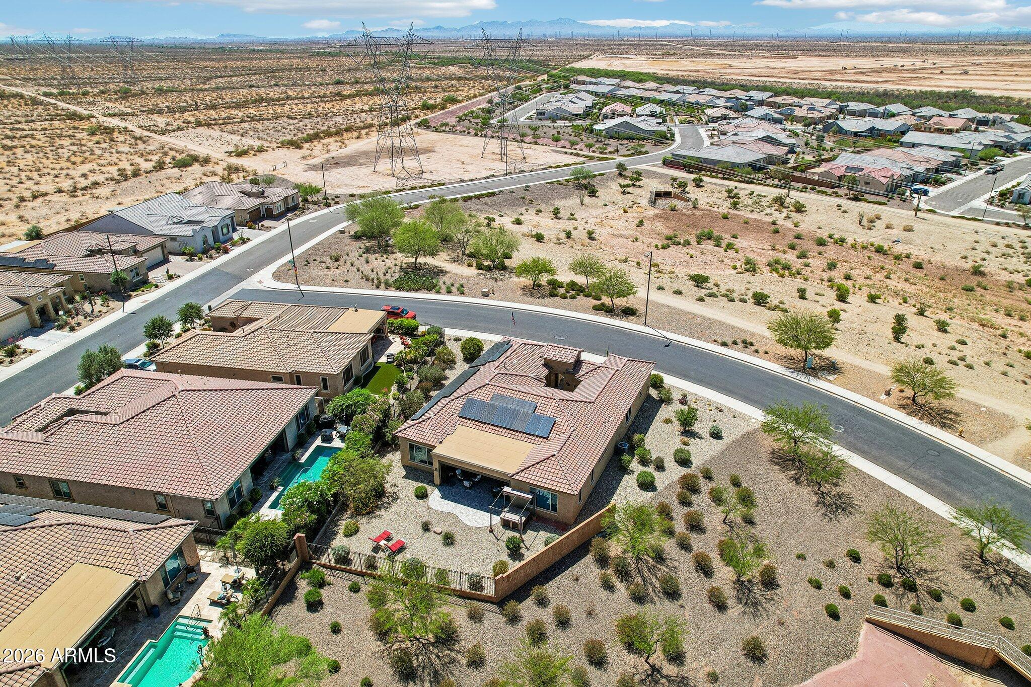 27585 W TONOPAH Drive
