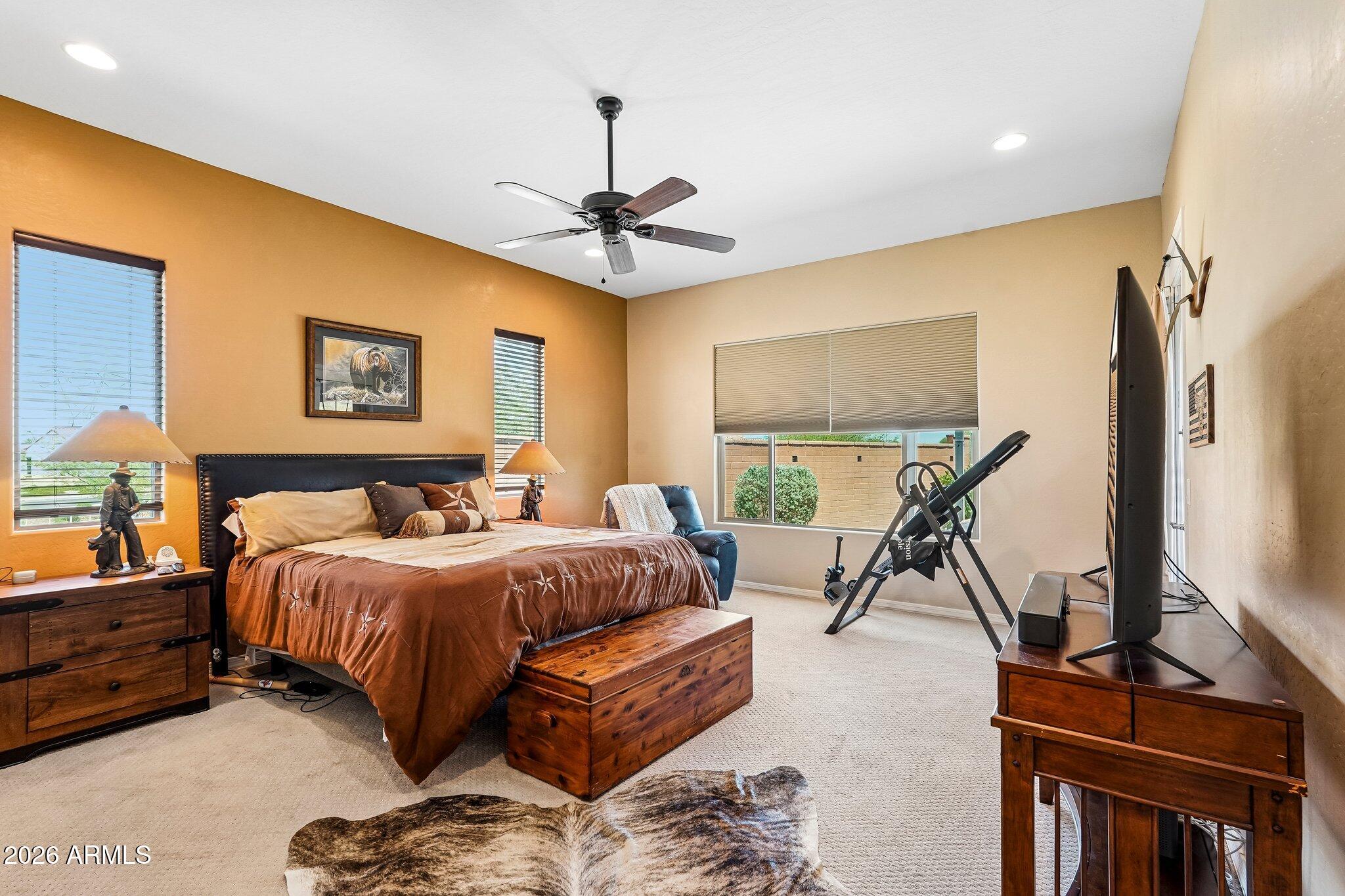 27585 W TONOPAH Drive