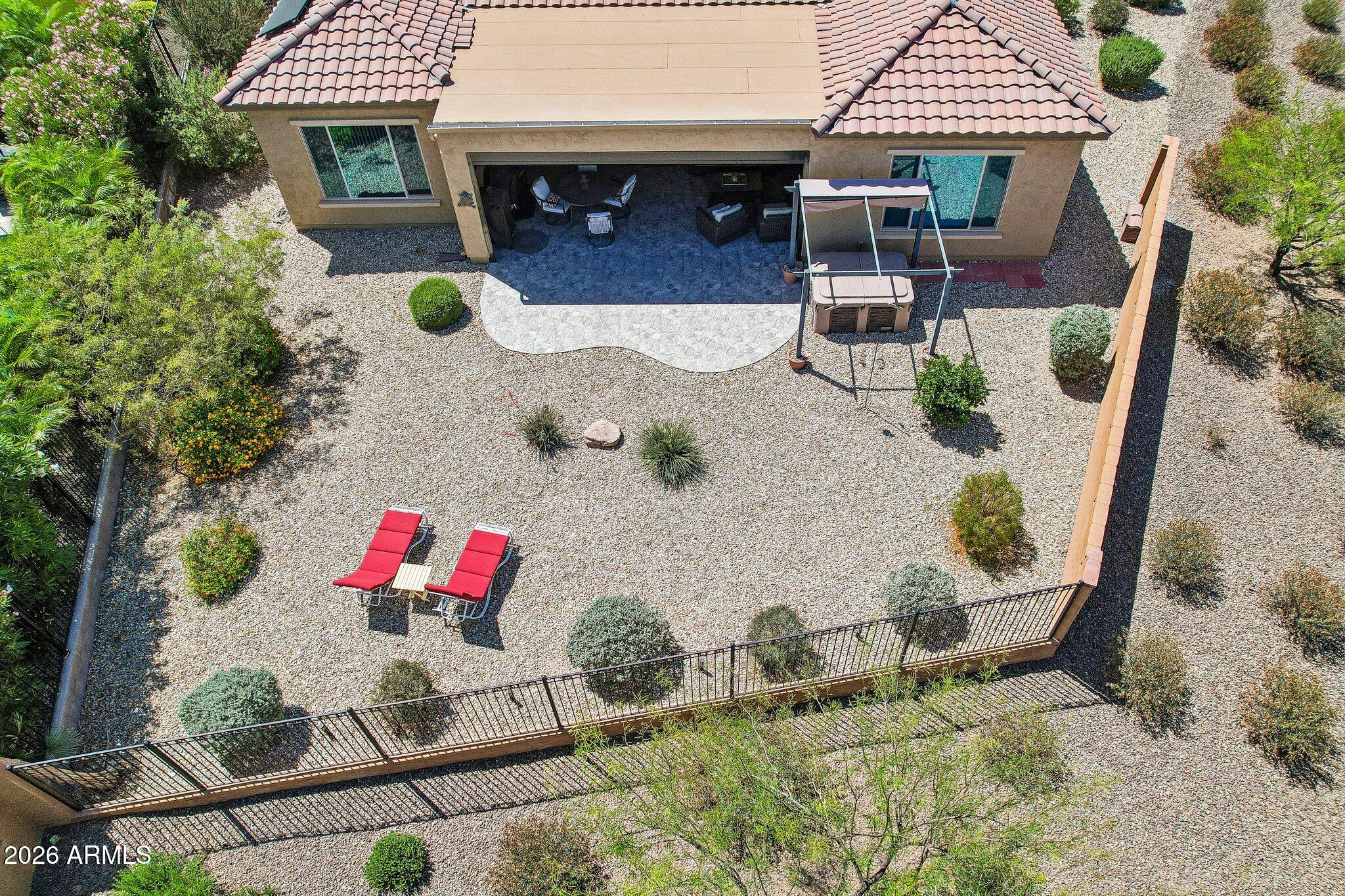 27585 W TONOPAH Drive