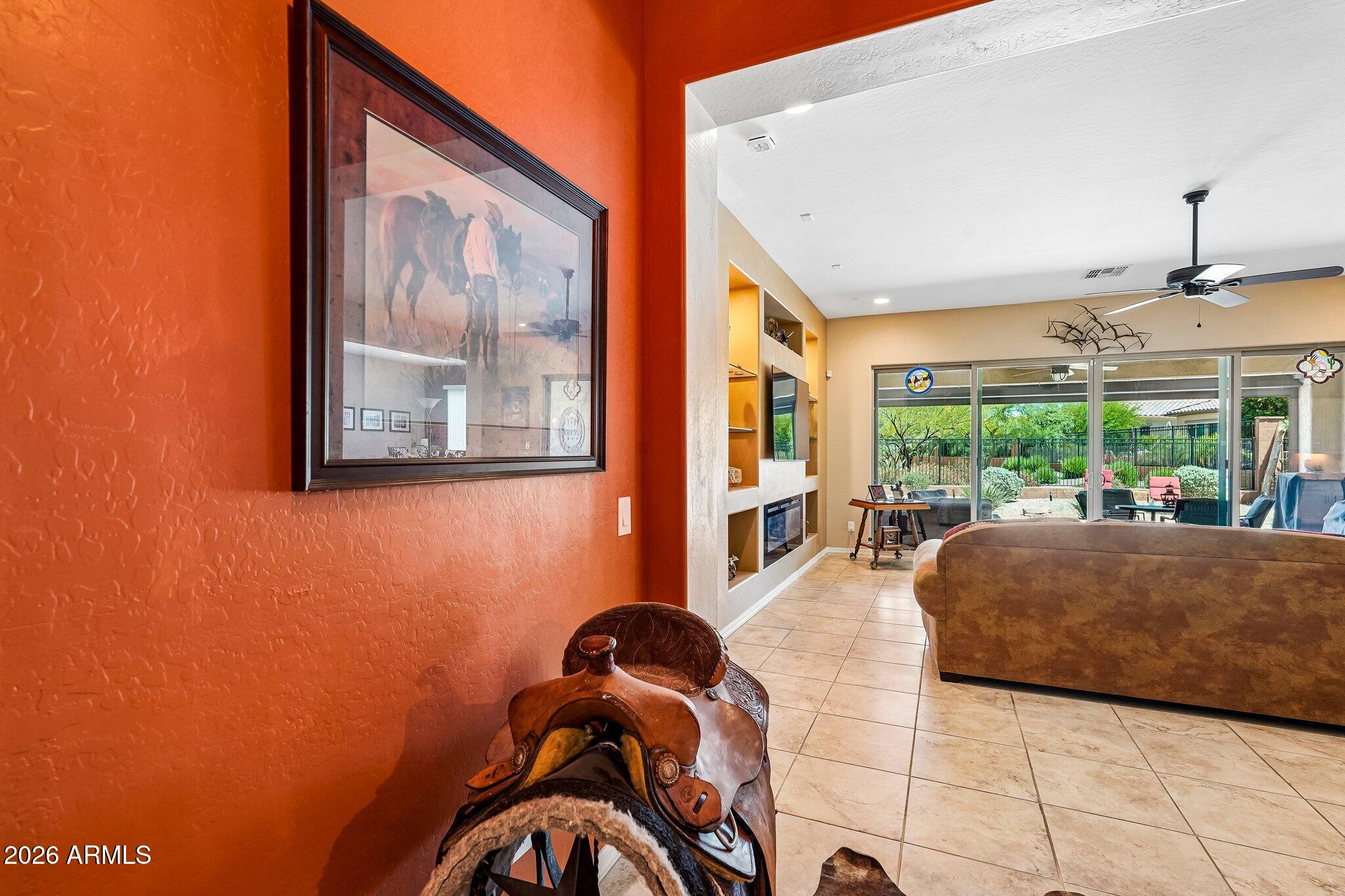 27585 W TONOPAH Drive