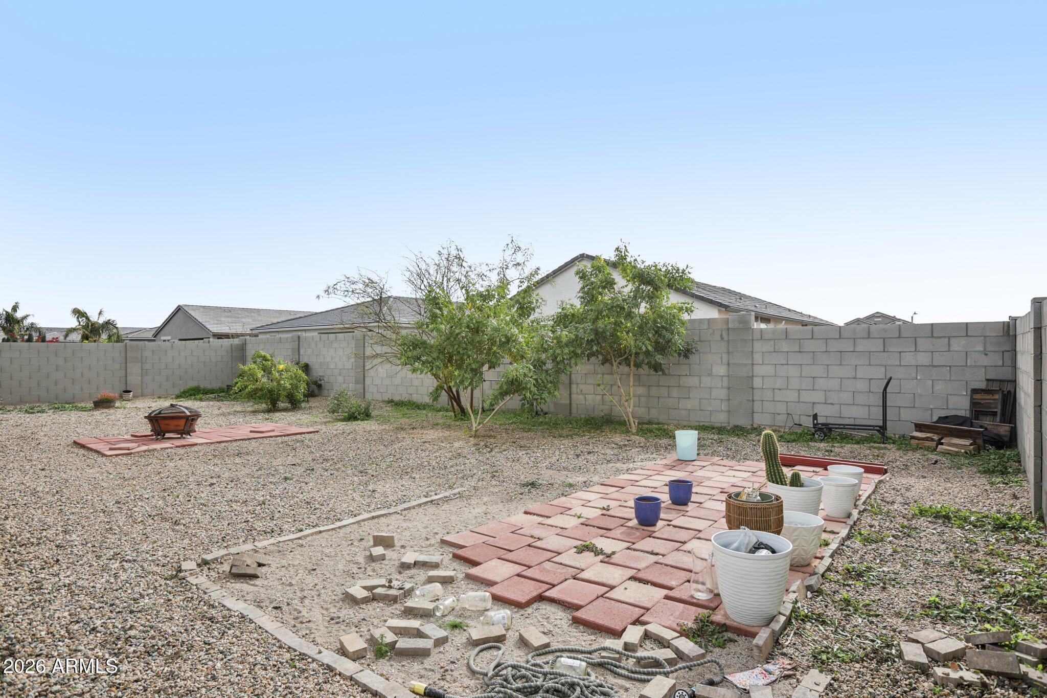 36203 W SAN ALVAREZ Avenue W