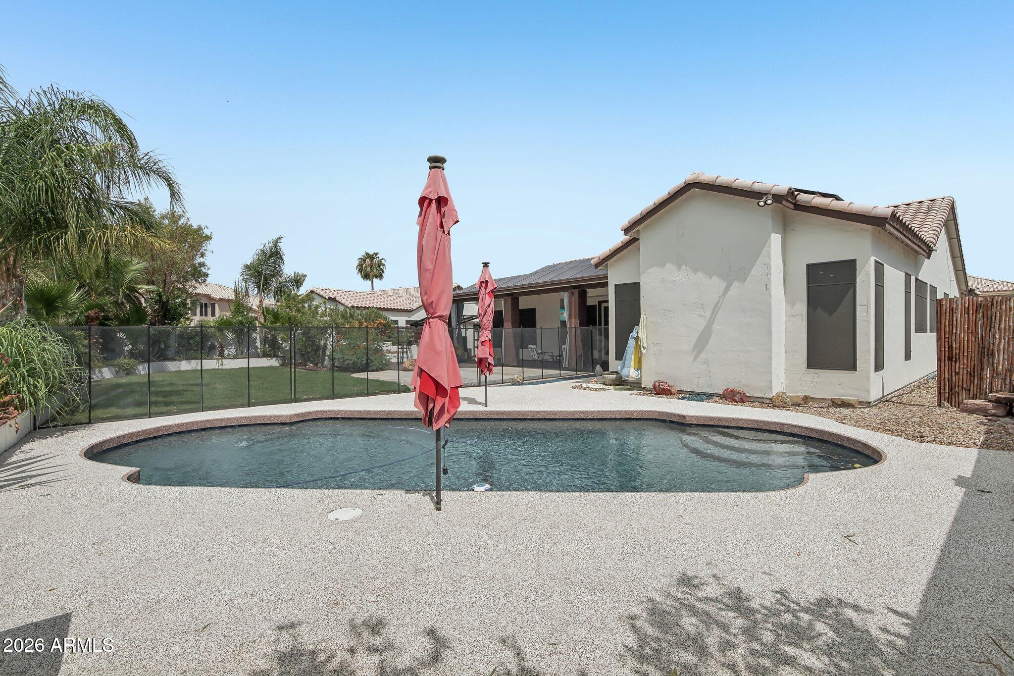 7453 W PARAISO Drive