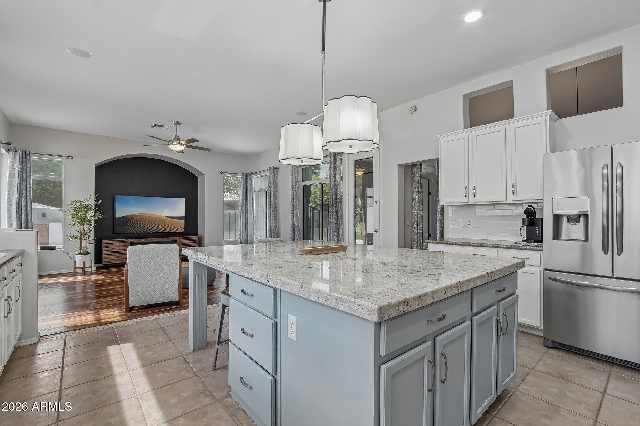 7453 W PARAISO Drive