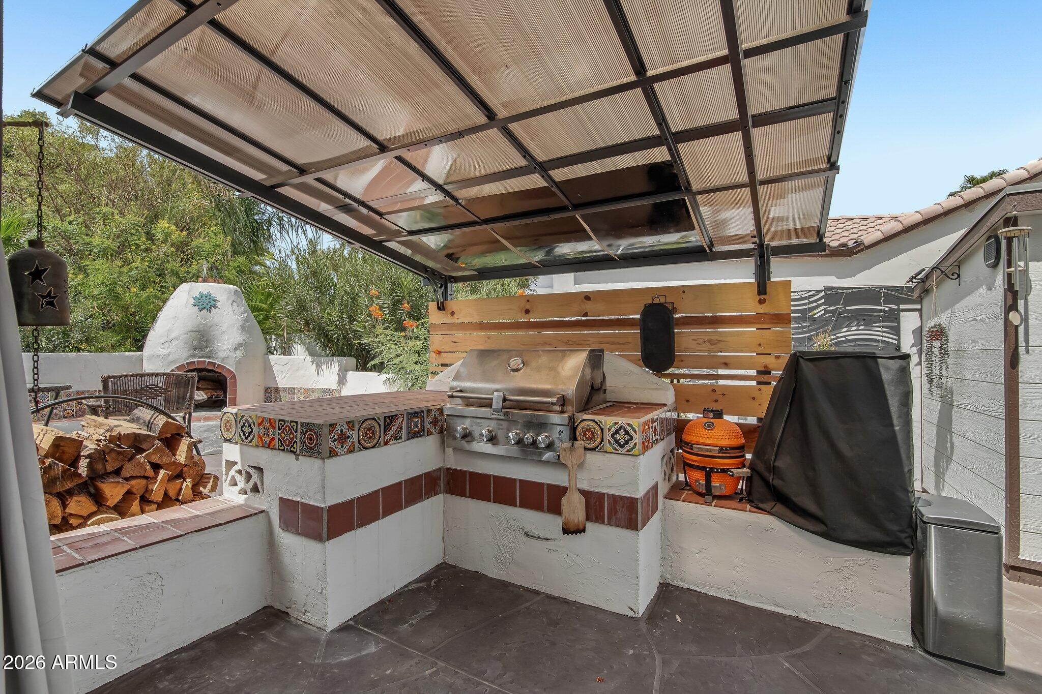 7453 W PARAISO Drive
