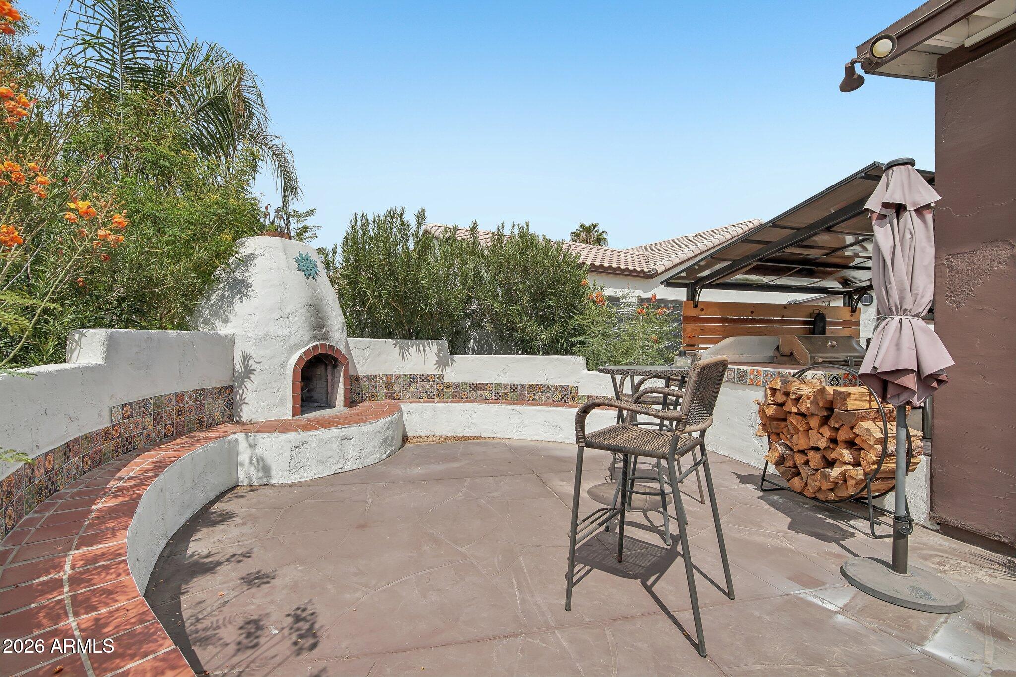 7453 W PARAISO Drive